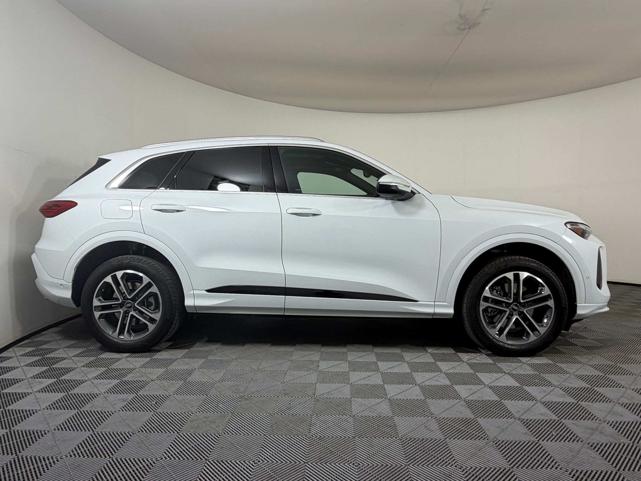 2025 Audi Q5 Premium SUV