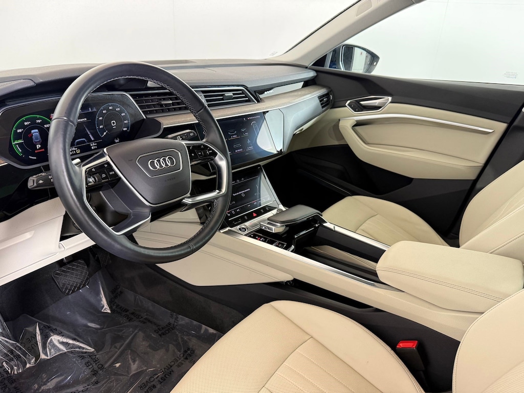 Used 2022 Audi e-tron Premium Plus SUV