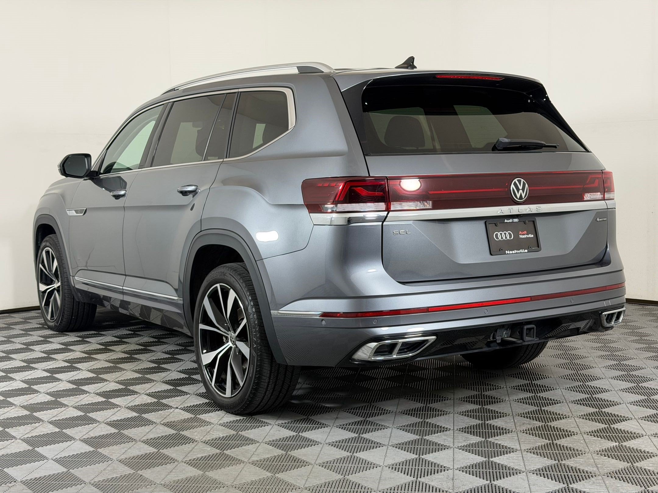 Atlas 2.0T SEL Premium R-Line SUV