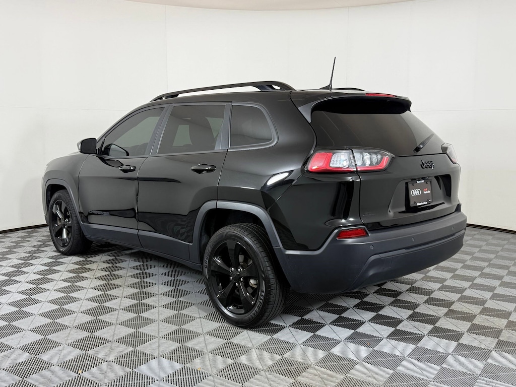 Used 2020 Jeep Cherokee Altitude SUV