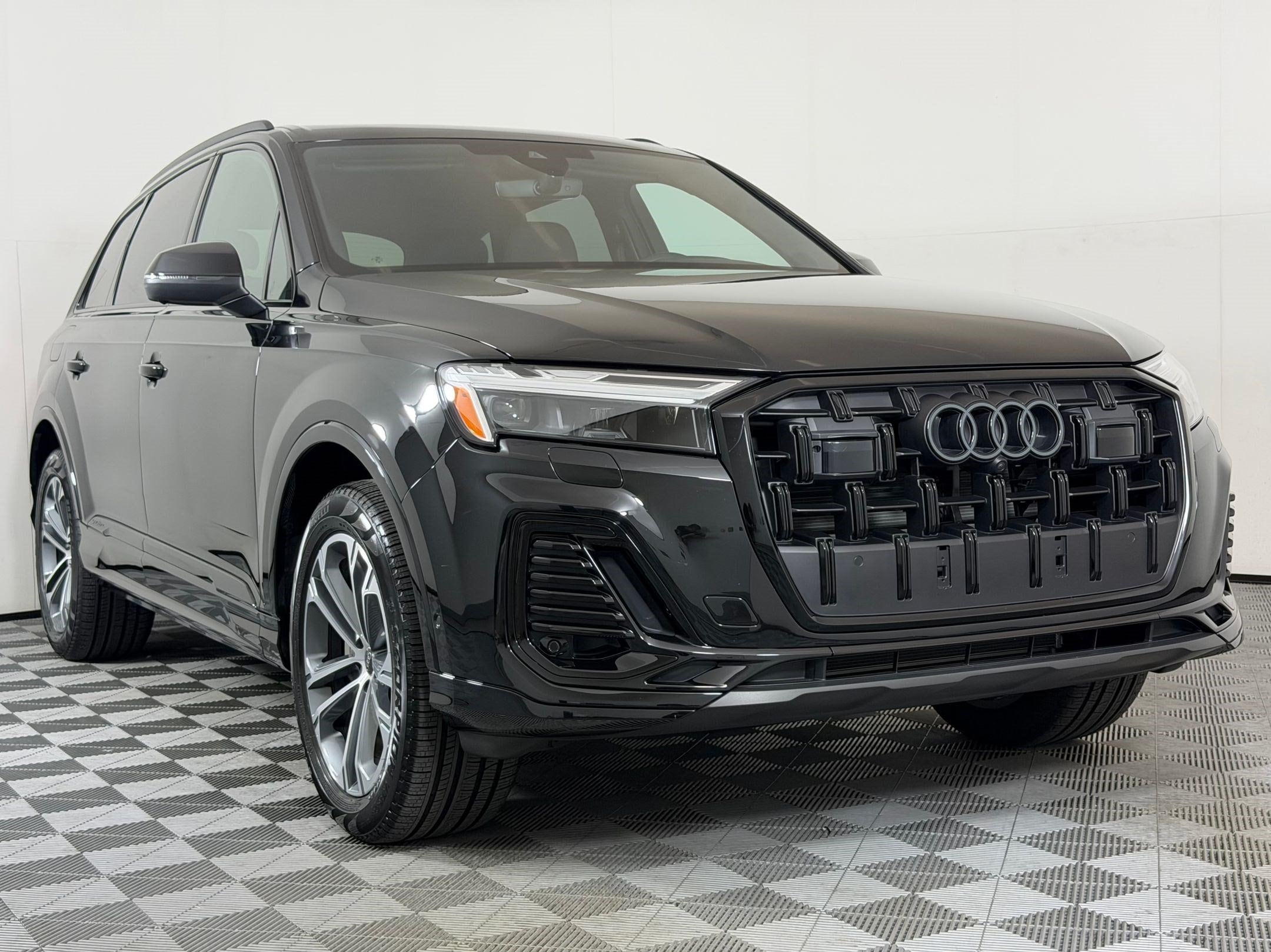 2026 Audi Q7 Premium SUV