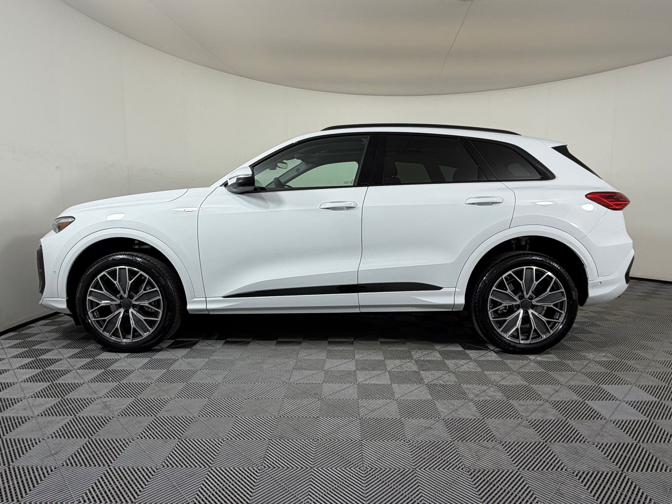 2026 Audi Q5 Premium Plus SUV