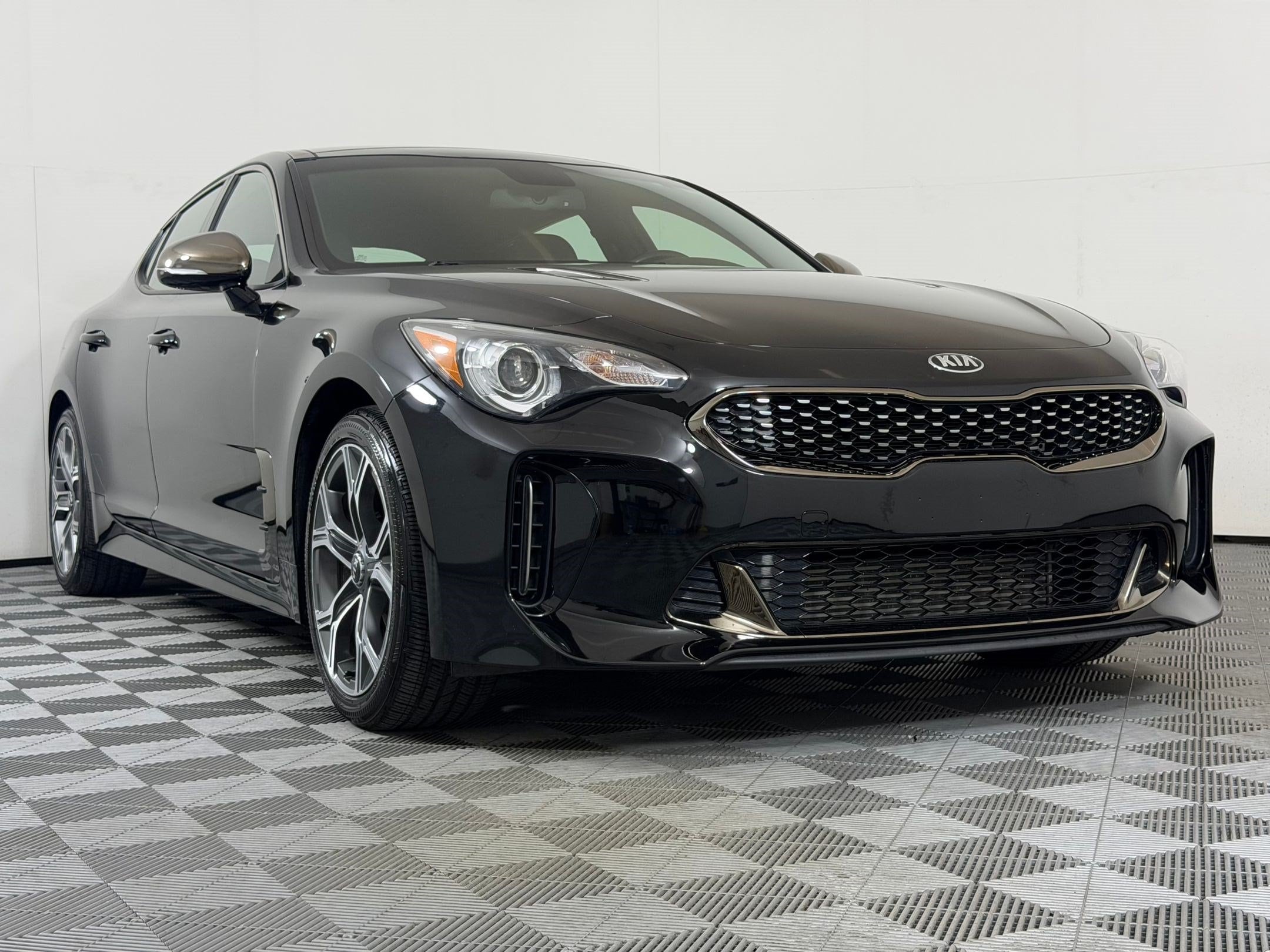 2021 Kia Stinger GT-Line Sedan