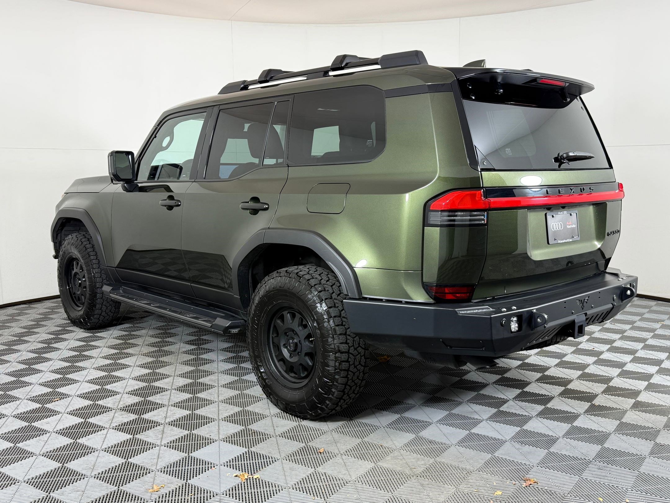 2024 Lexus GX 550 Overtrail photo 3