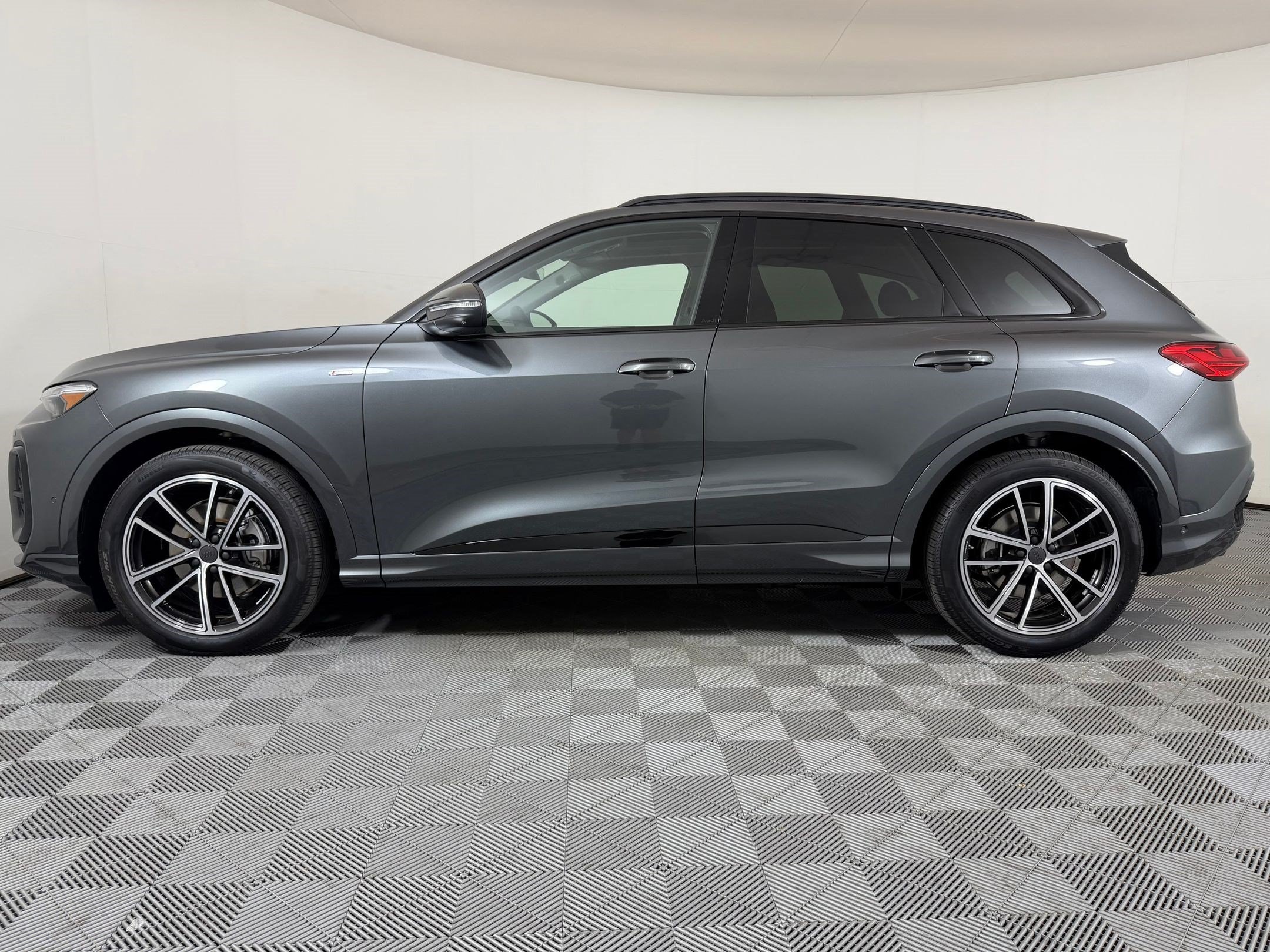 Q5 Prestige SUV