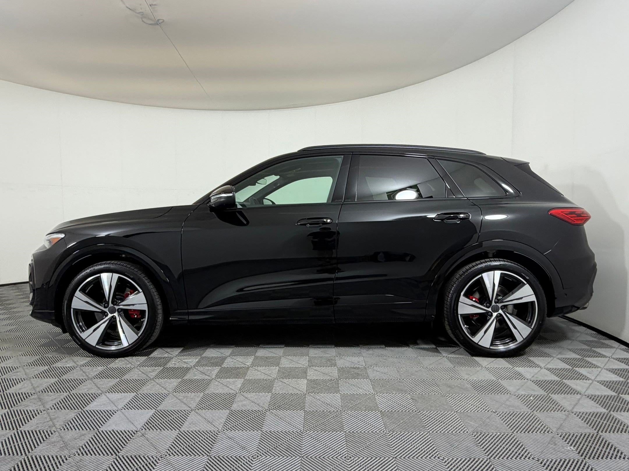 2026 Audi SQ5 Premium Plus SUV