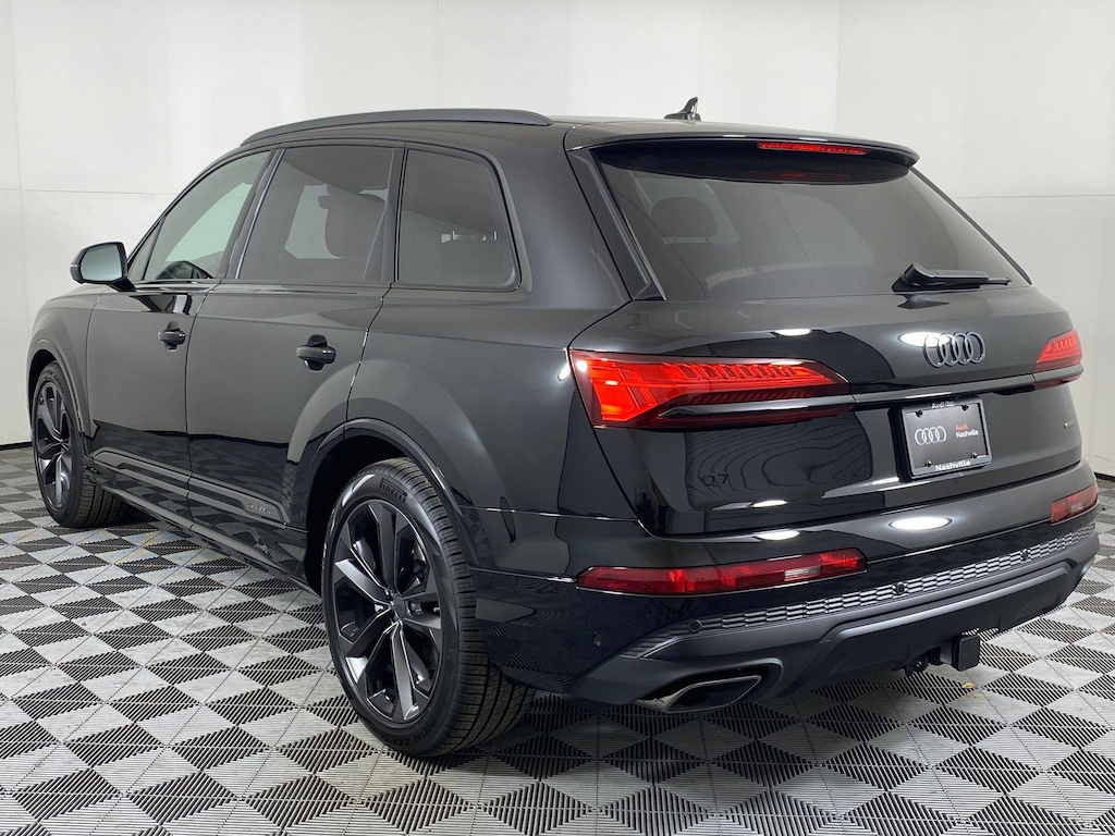 New 2026 Audi Q7 55 Premium Plus SUV
