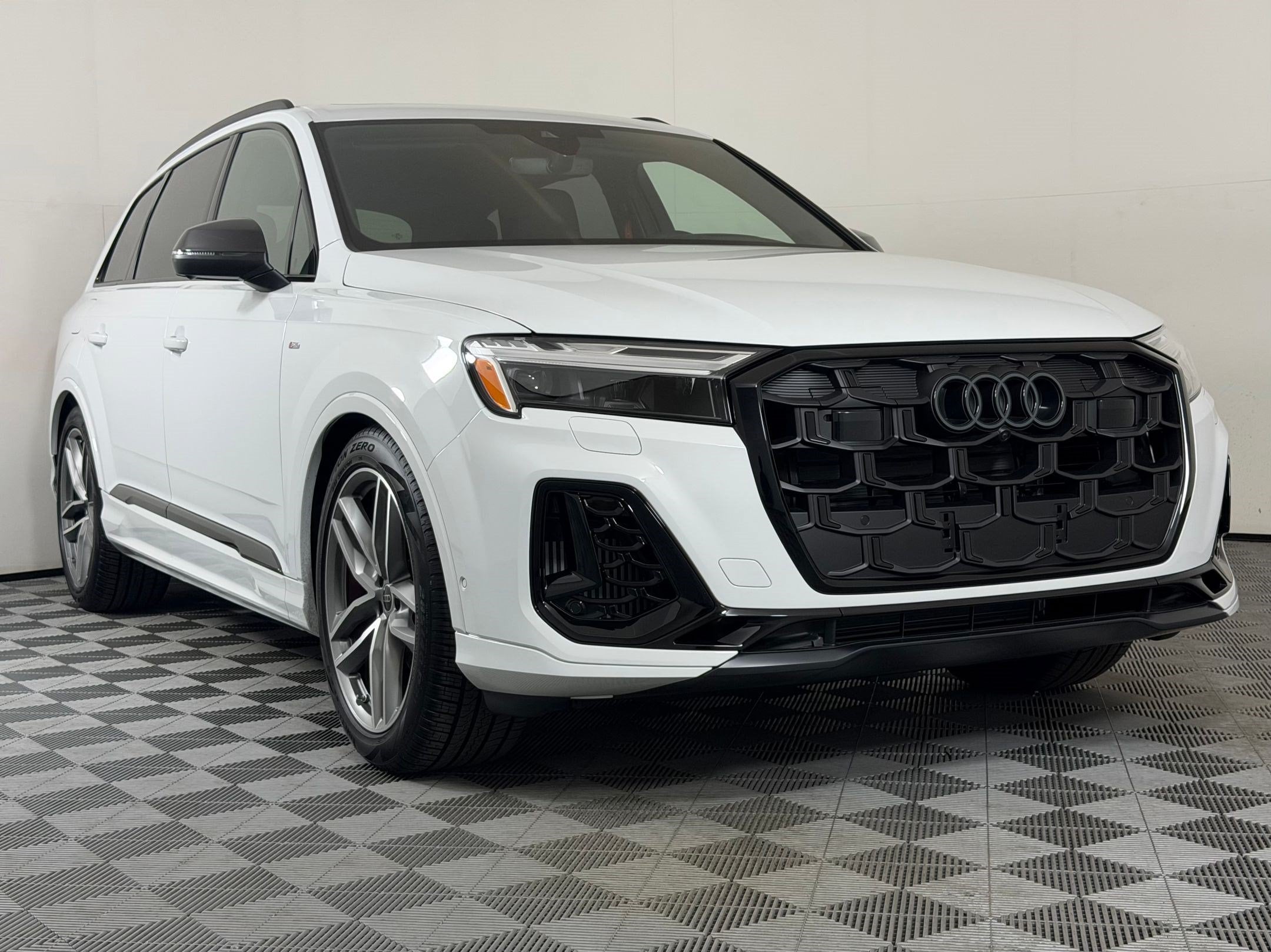 2026 Audi Q7 Prestige SUV