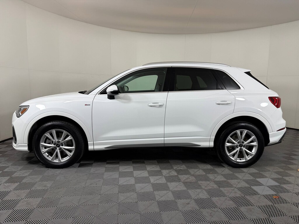 Used 2025 Audi Q3 S line Premium SUV