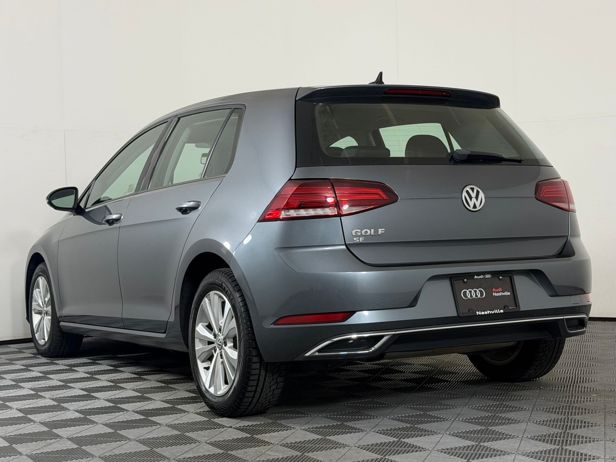 2019 Volkswagen Golf SE Hatchback
