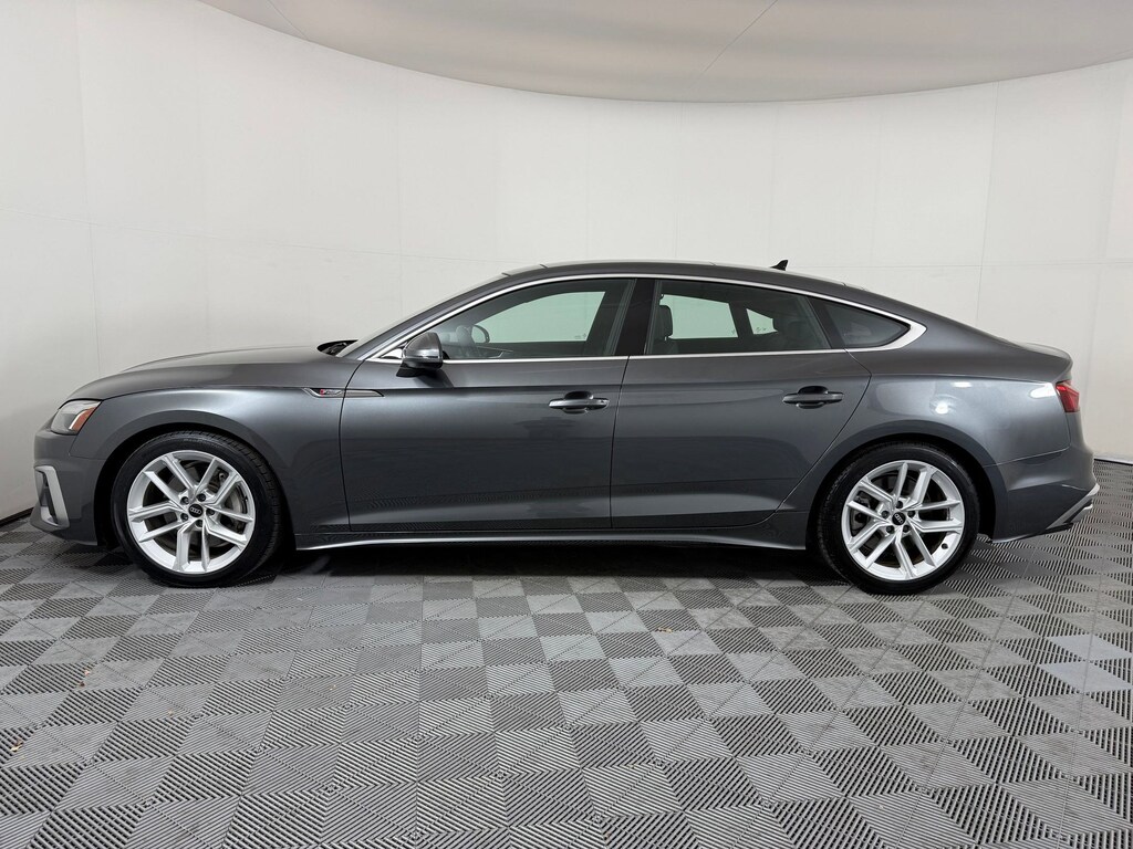 2024 Audi A5 S line Quattro Premium Plus photo 2