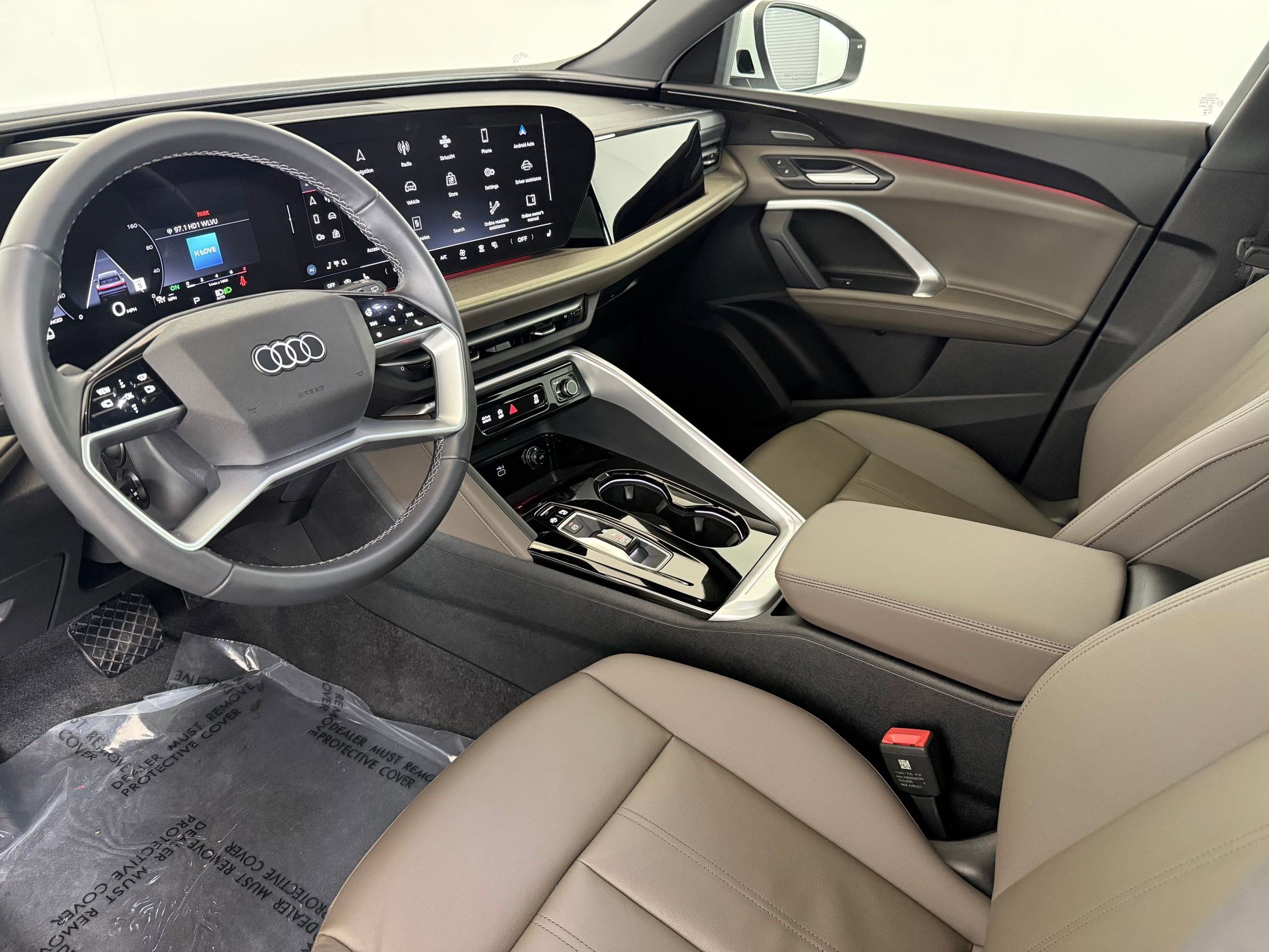 2025 Audi Q5 2.0T Premium Plus photo 4