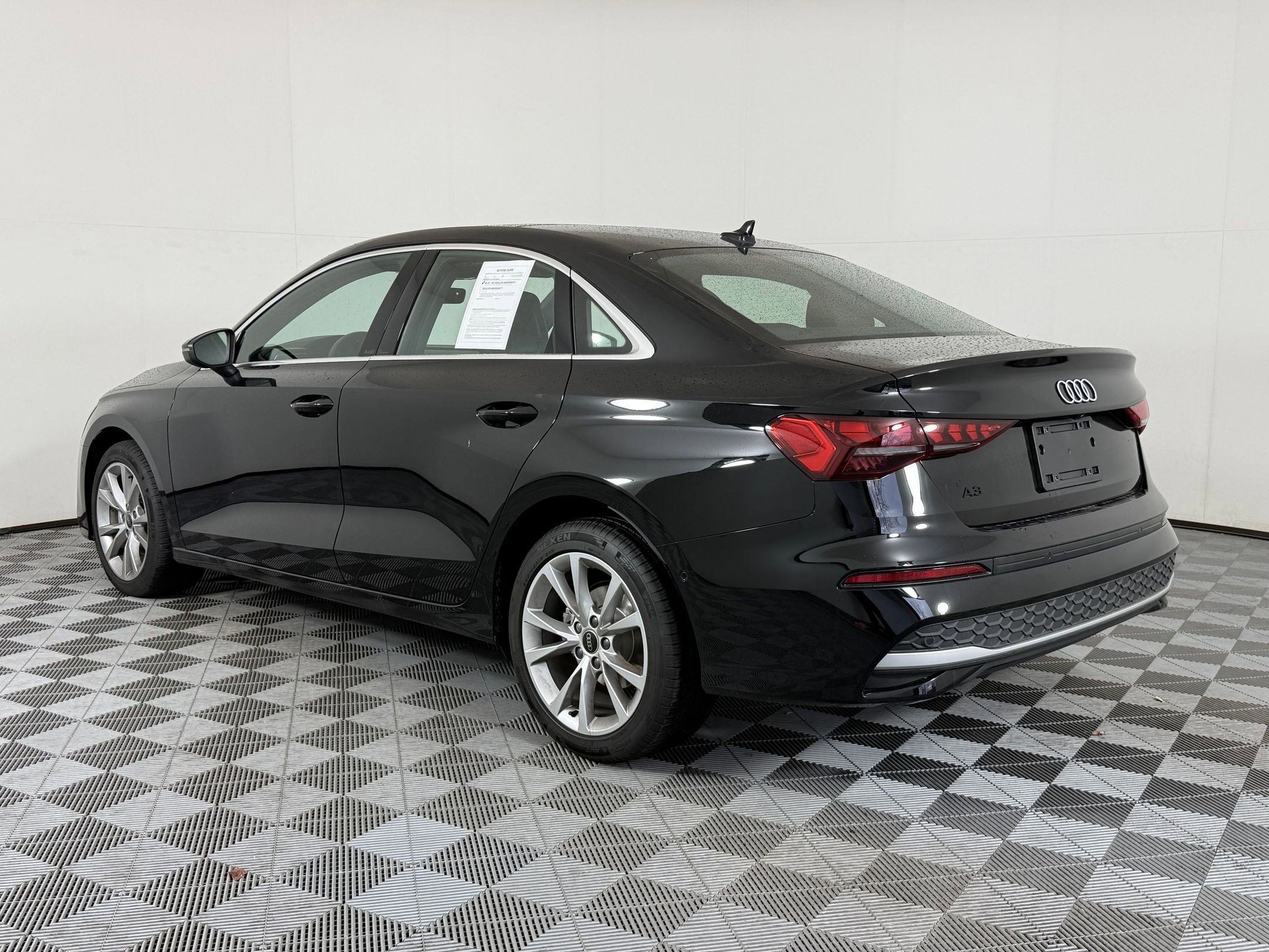 2025 Audi A3 40 TFSI Quattro Premium photo 3