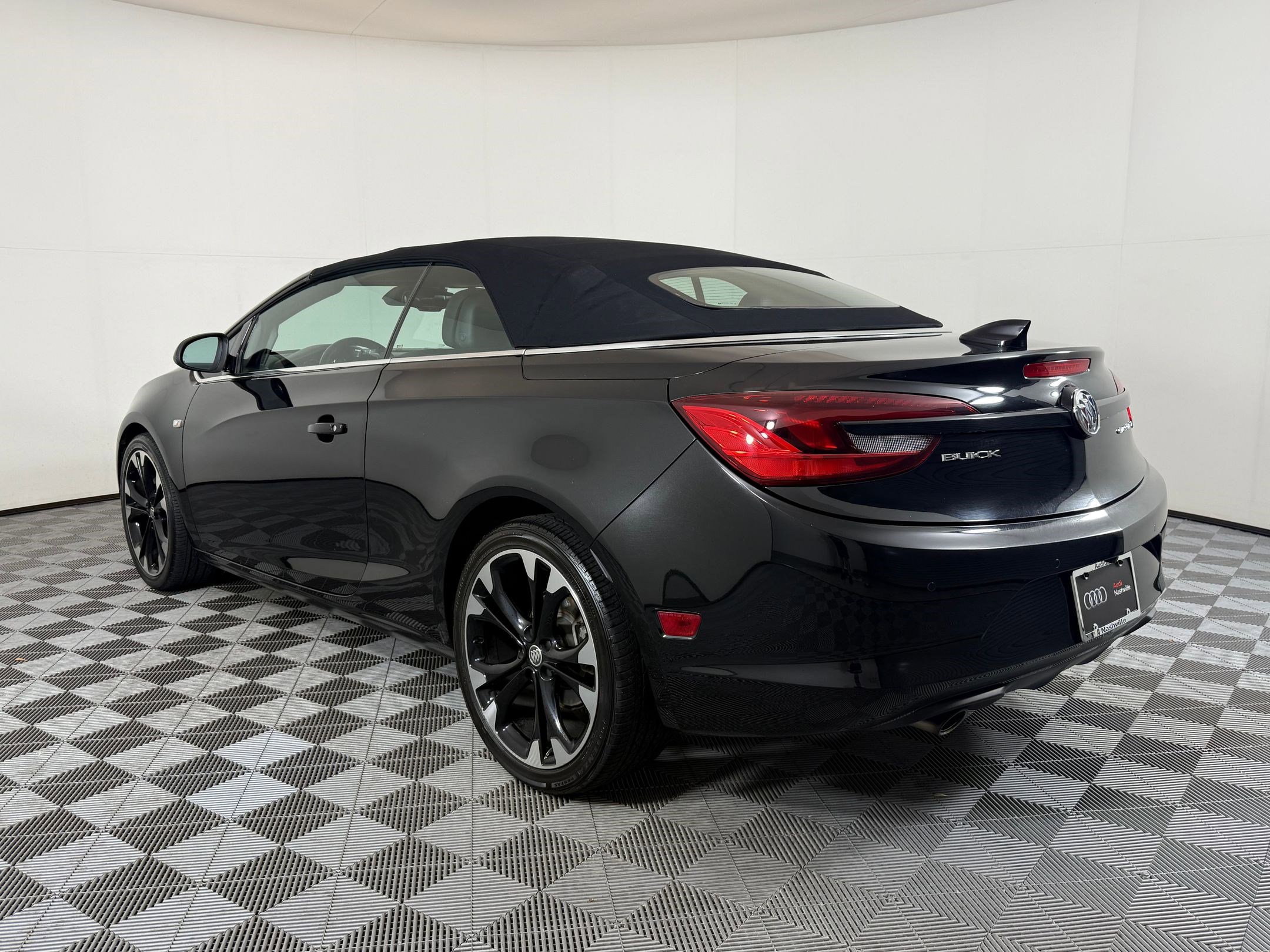 2018 Buick Cascada photo 3