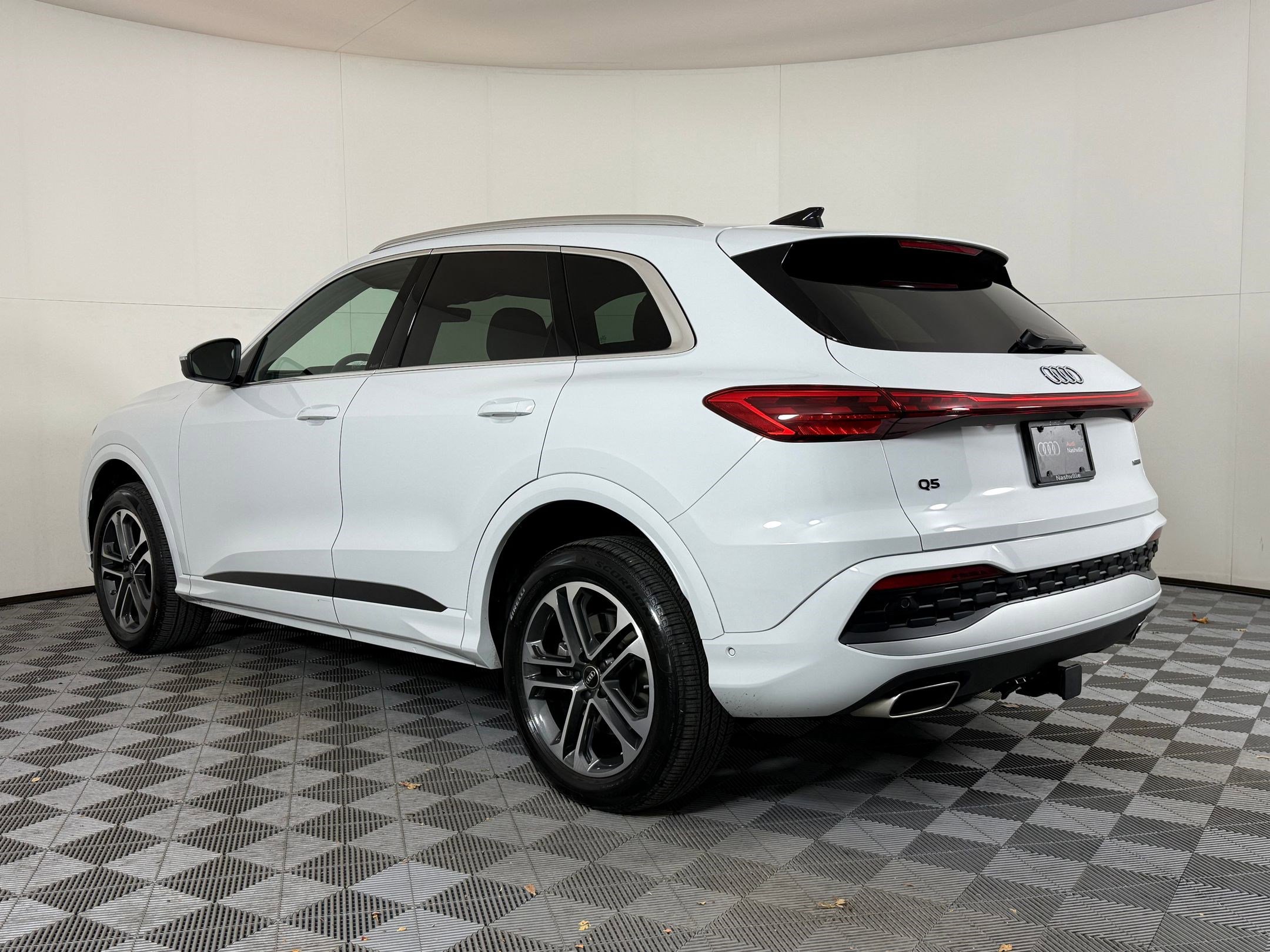 2025 Audi Q5 2.0T Premium photo 3