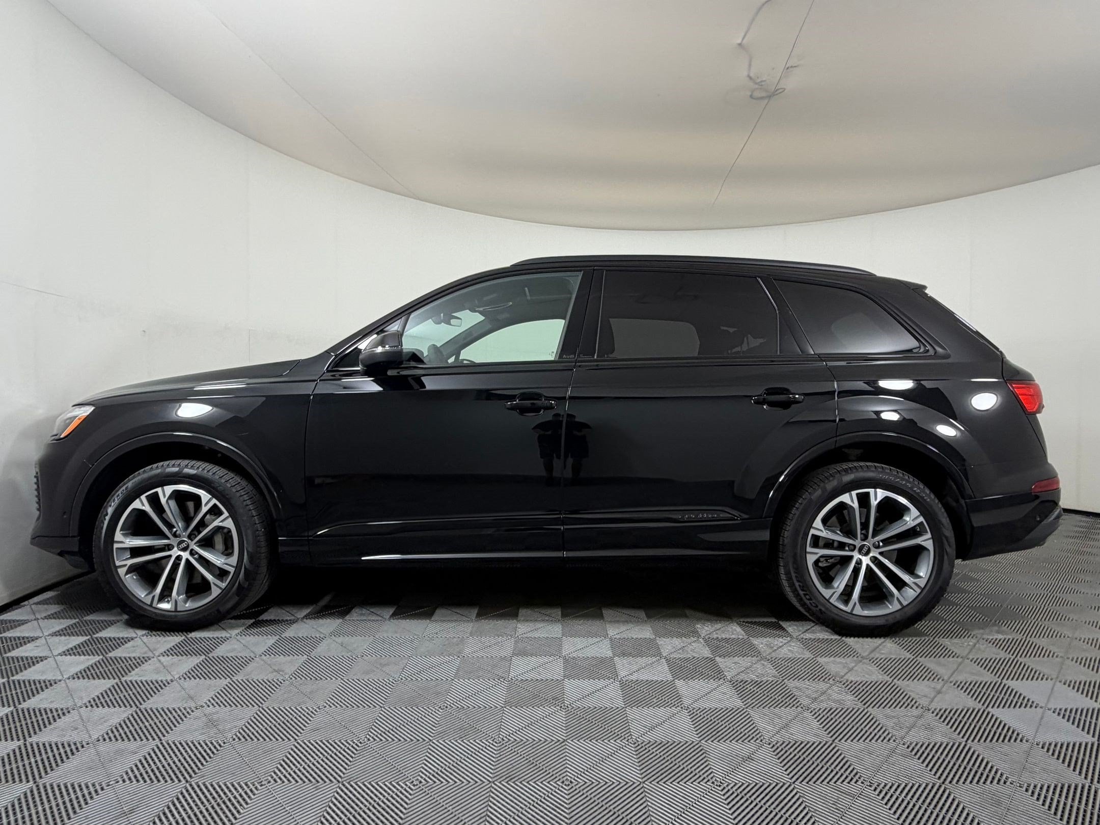 2026 Audi Q7 Premium Plus SUV
