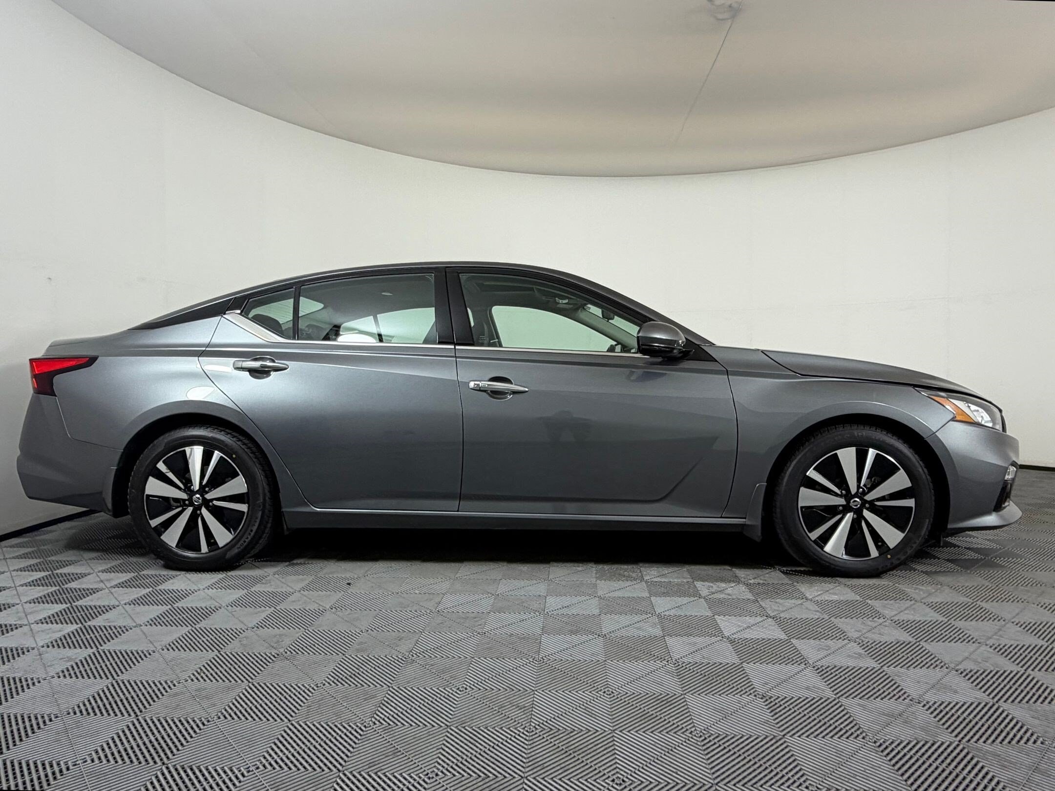 2021 Nissan Altima 2.5 SL Sedan
