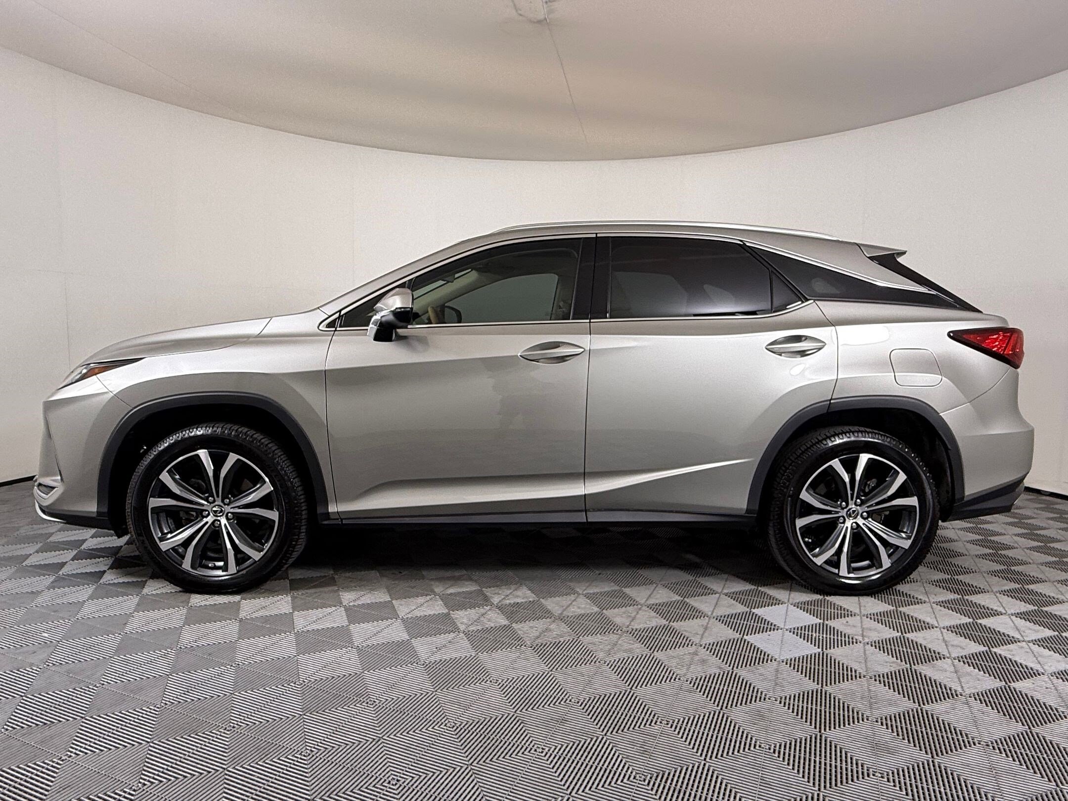 2022 Lexus RX 350 photo 2