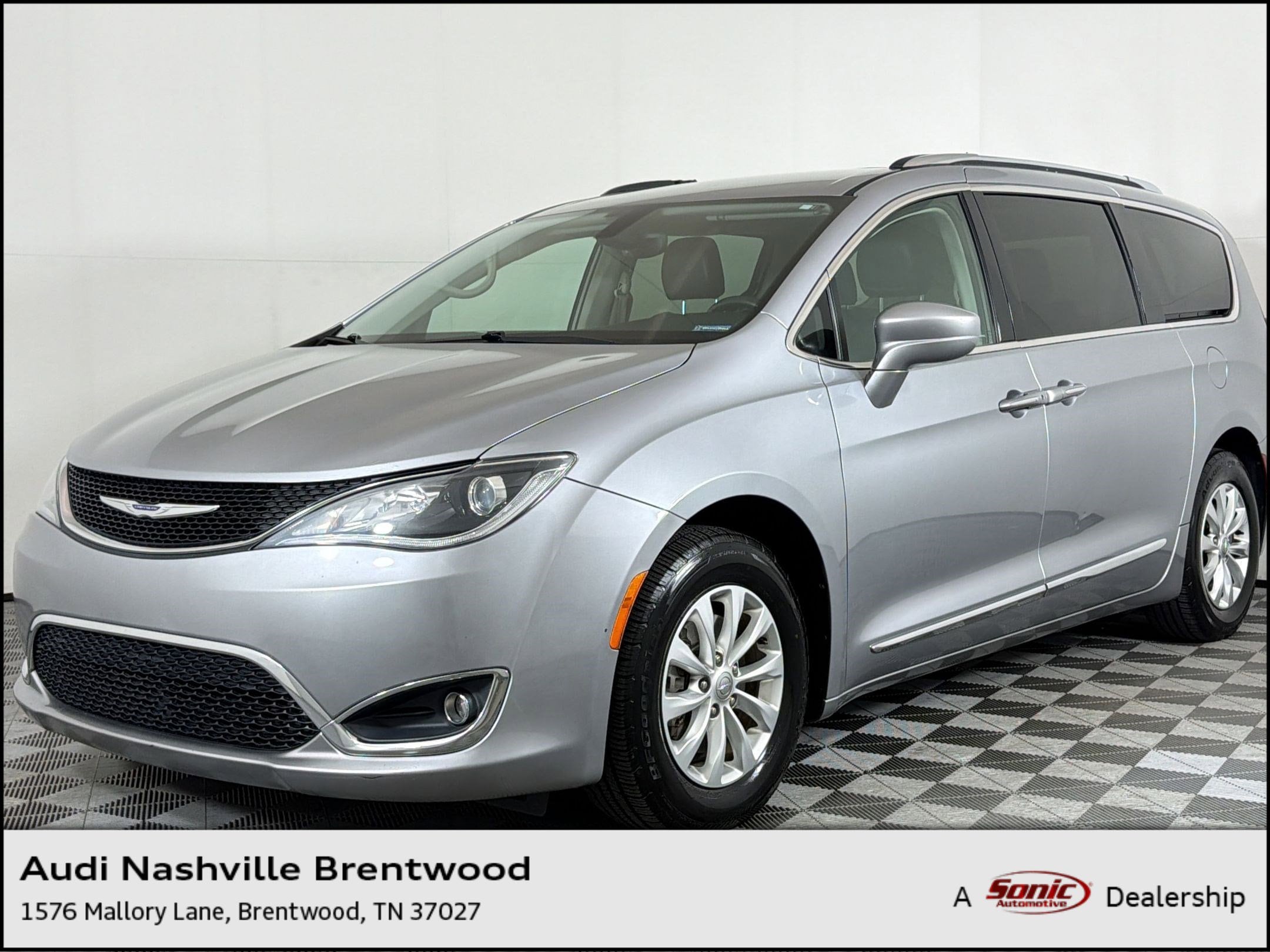 2019 Chrysler Pacifica Touring L