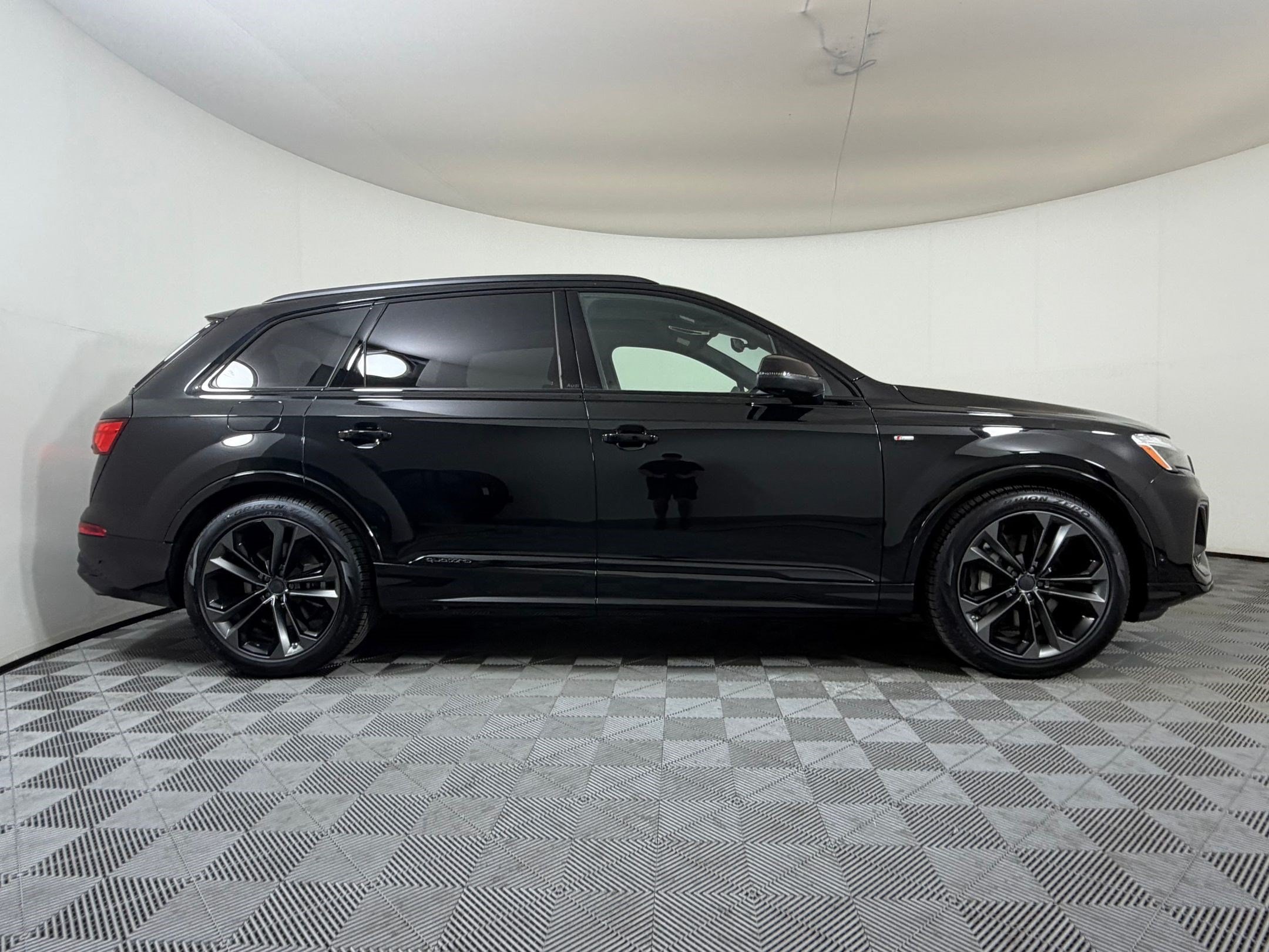 2026 Audi Q7 Prestige SUV