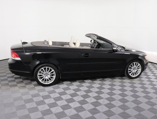 Used 2008 Volvo C70 T5 with VIN YV1MC67208J050450 for sale in Brentwood, TN