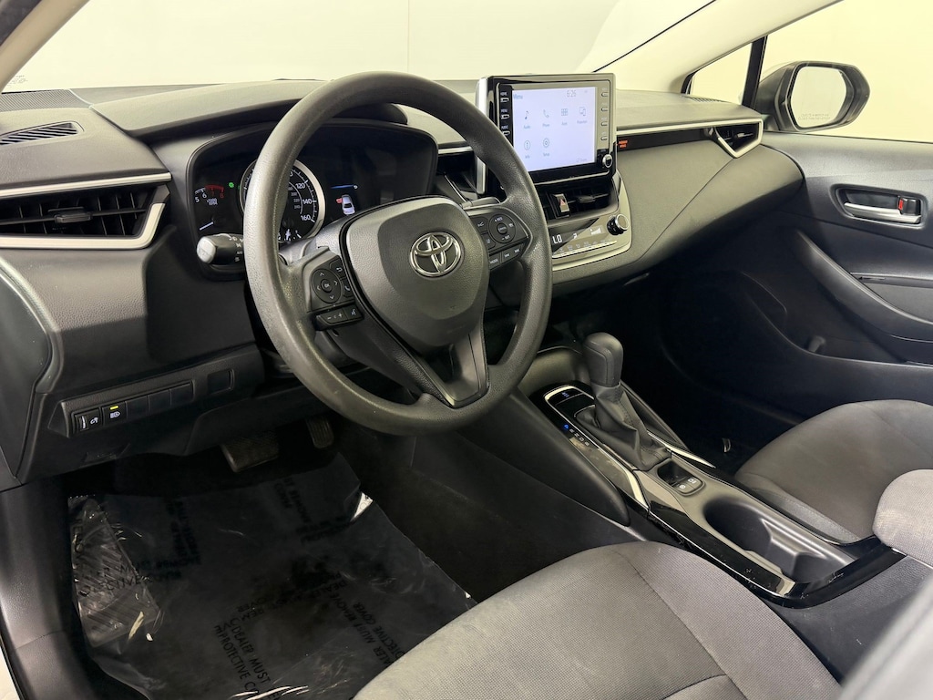 Used 2020 Toyota Corolla LE Sedan