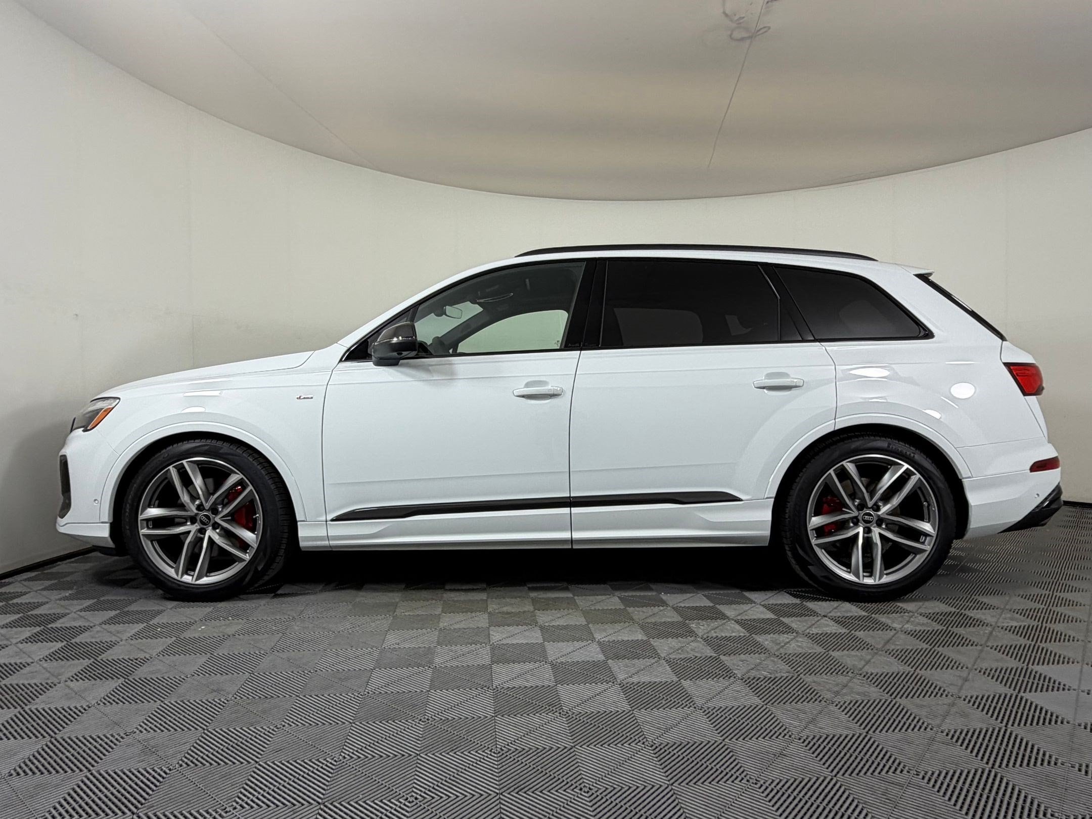 2026 Audi Q7 Prestige SUV