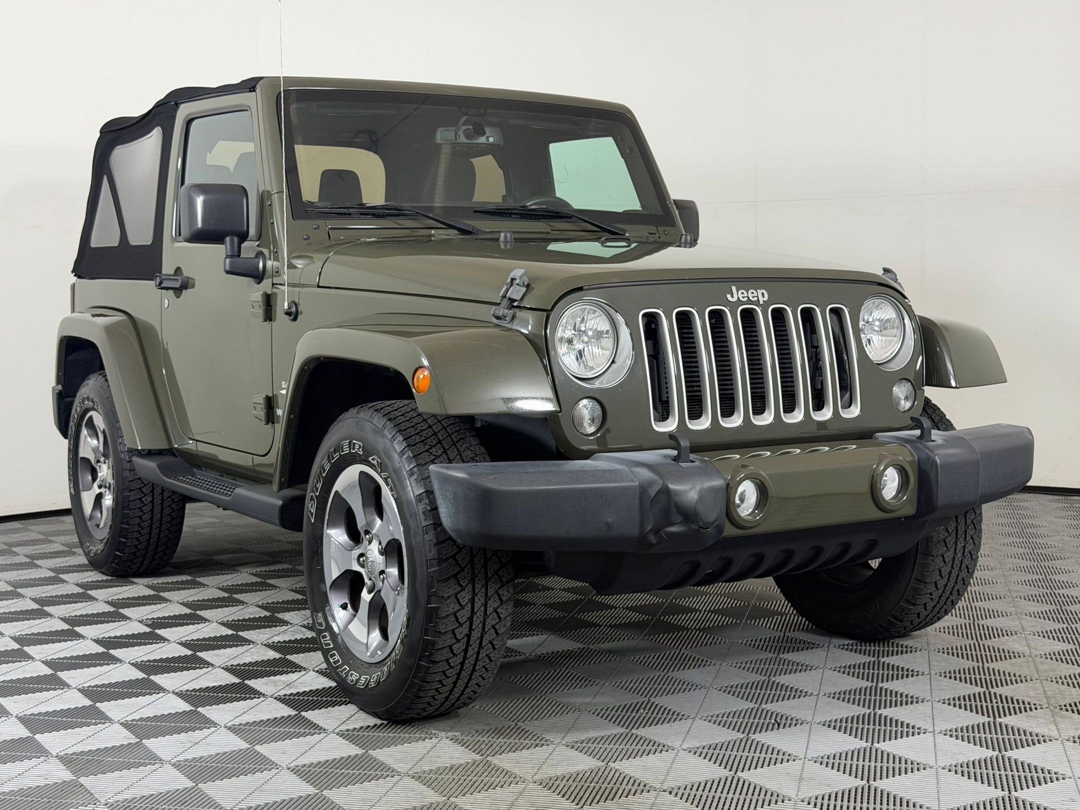 2016 Jeep Wrangler Sahara SUV
