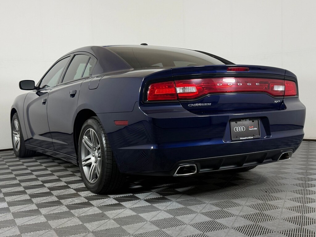 Used 2014 Dodge Charger SXT Sedan