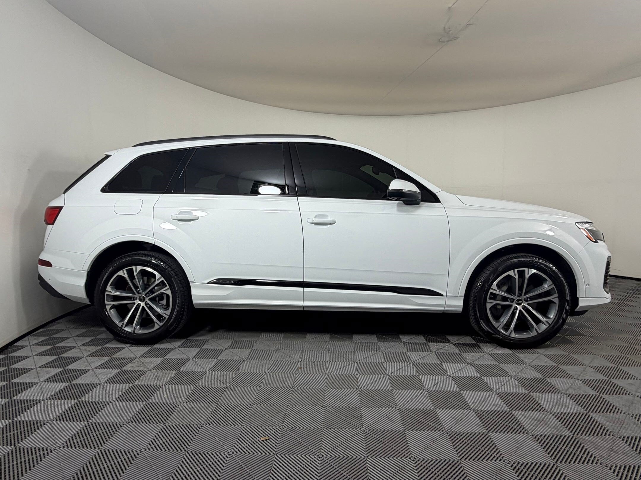 2026 Audi Q7 Premium SUV