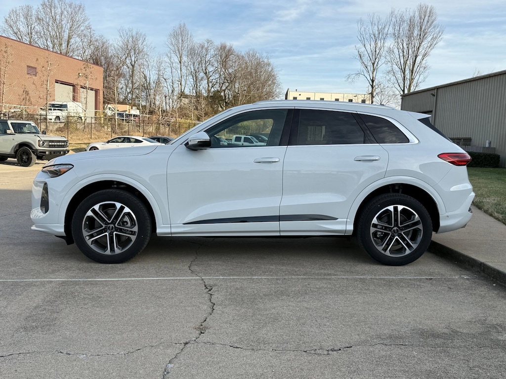 New 2025 Audi Q5 2.0T Premium Plus SUV