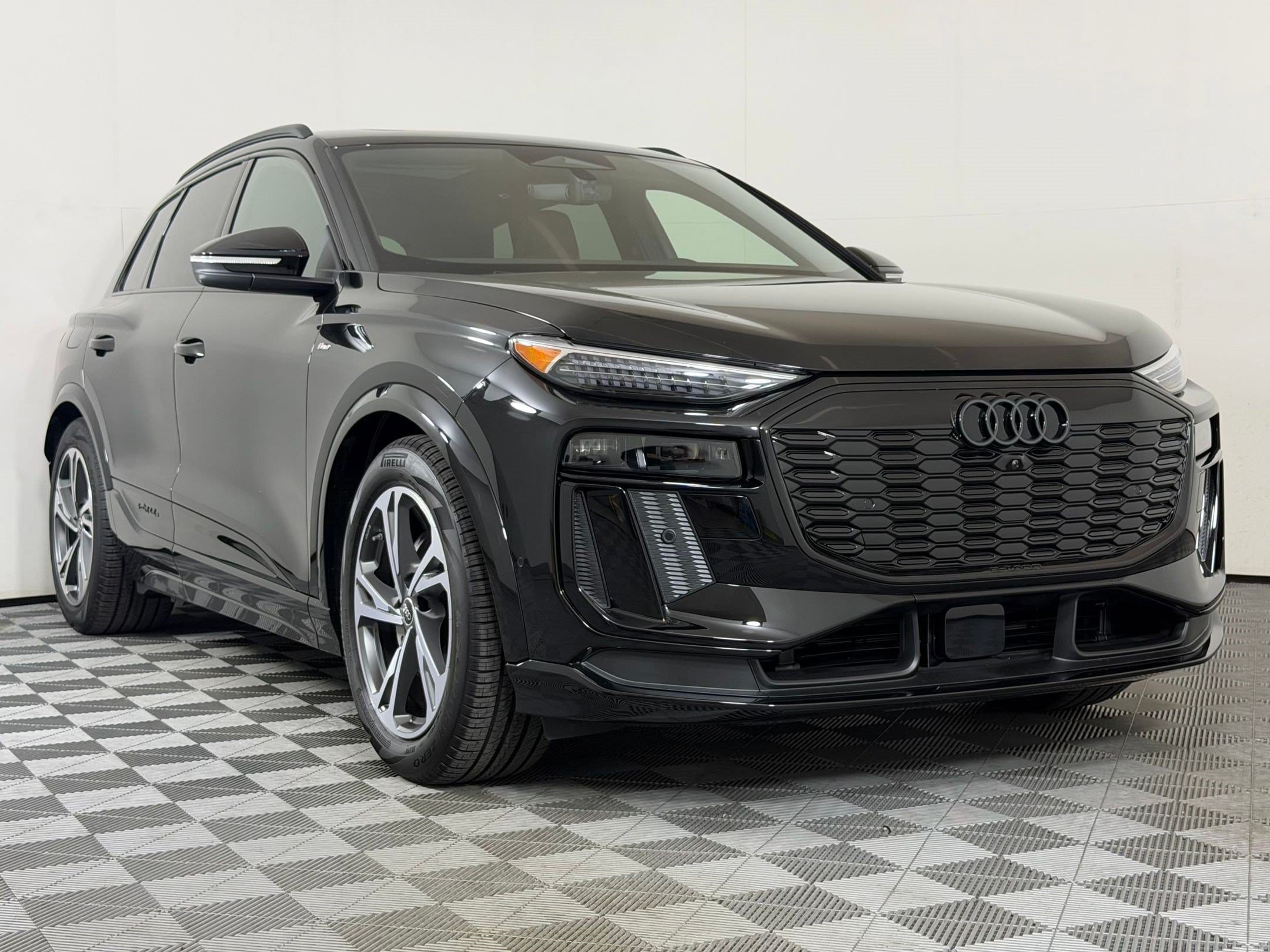 Q6 E-tron Prestige SUV