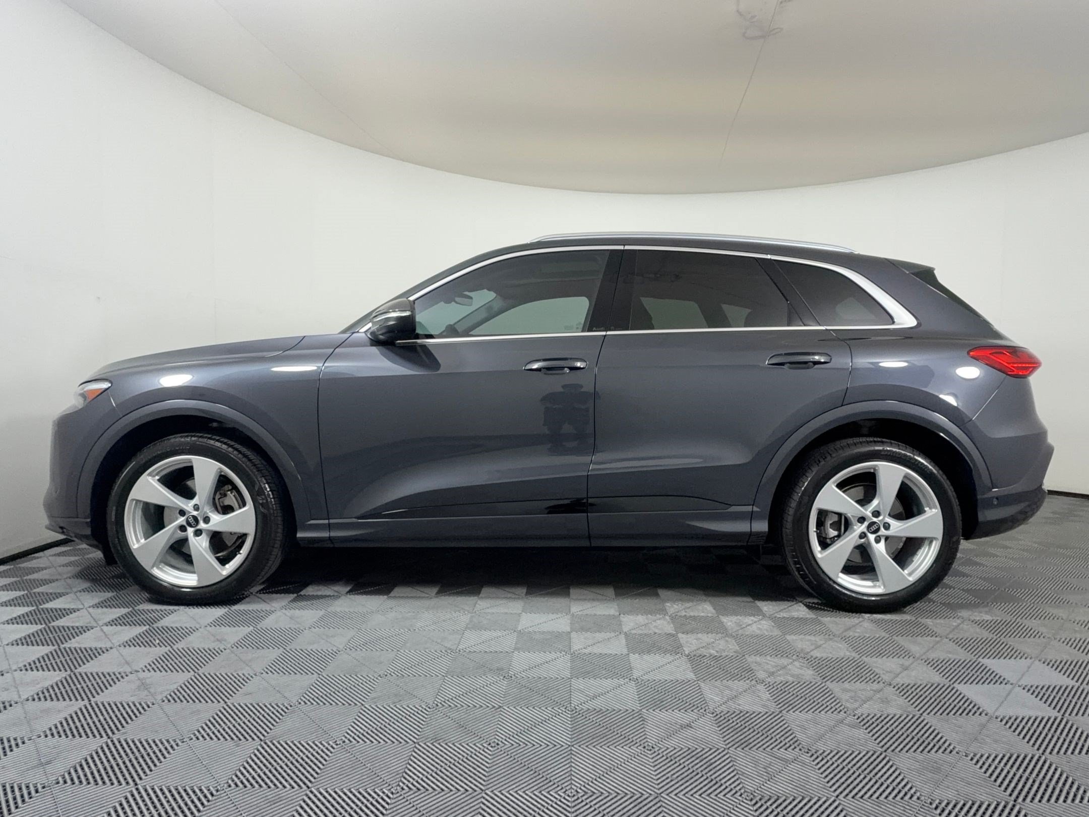 2025 Audi Q5 Prestige SUV