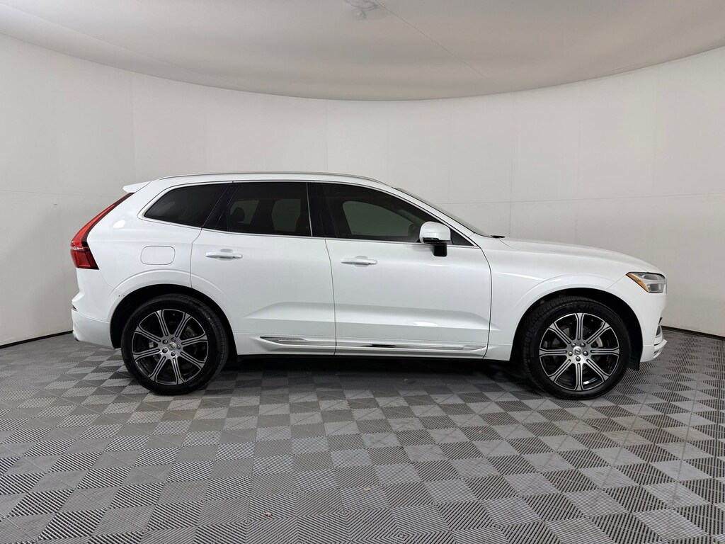 2020 Volvo XC60 Inscription photo 4