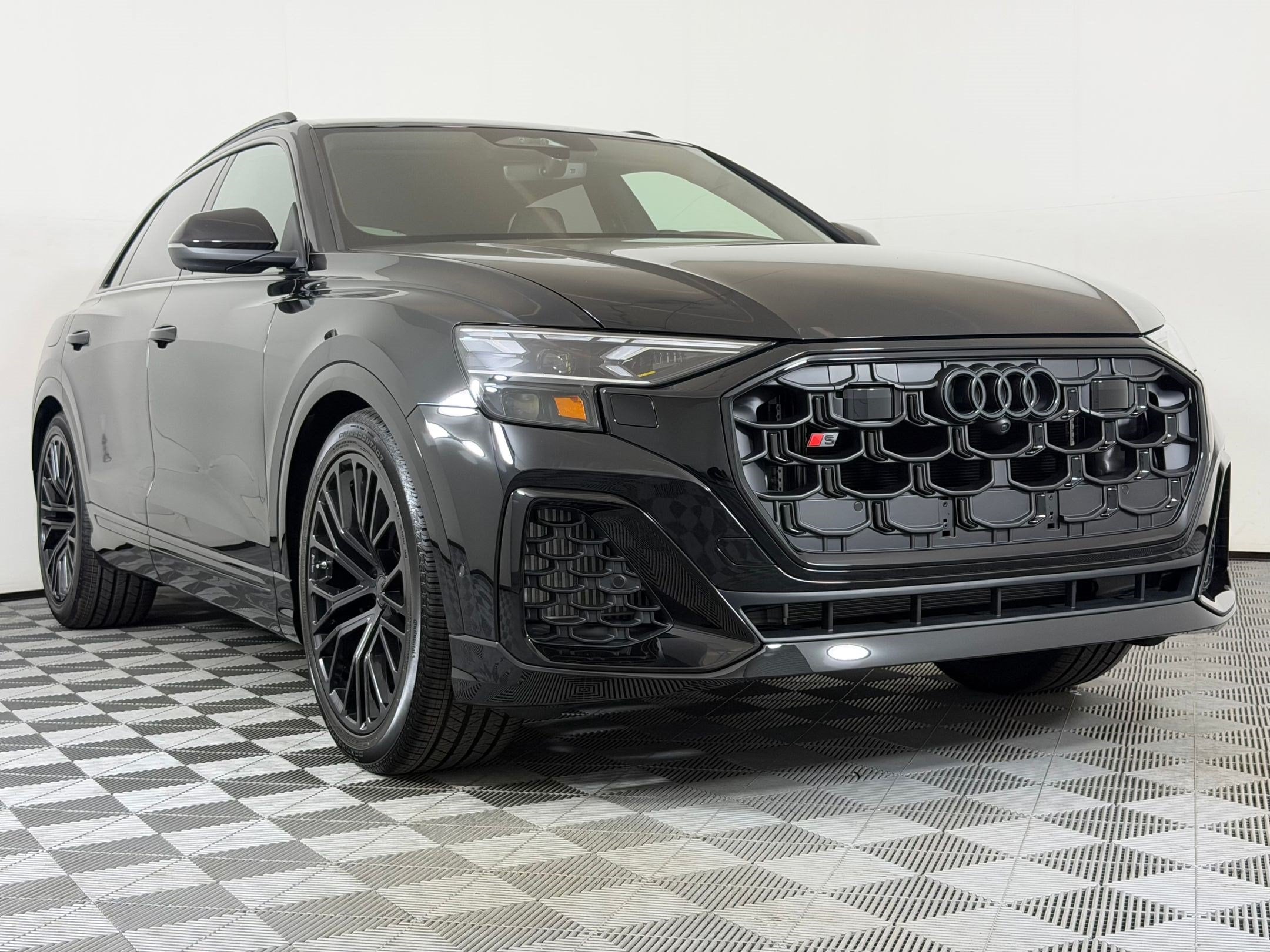 2027 Audi SQ8 Prestige SUV