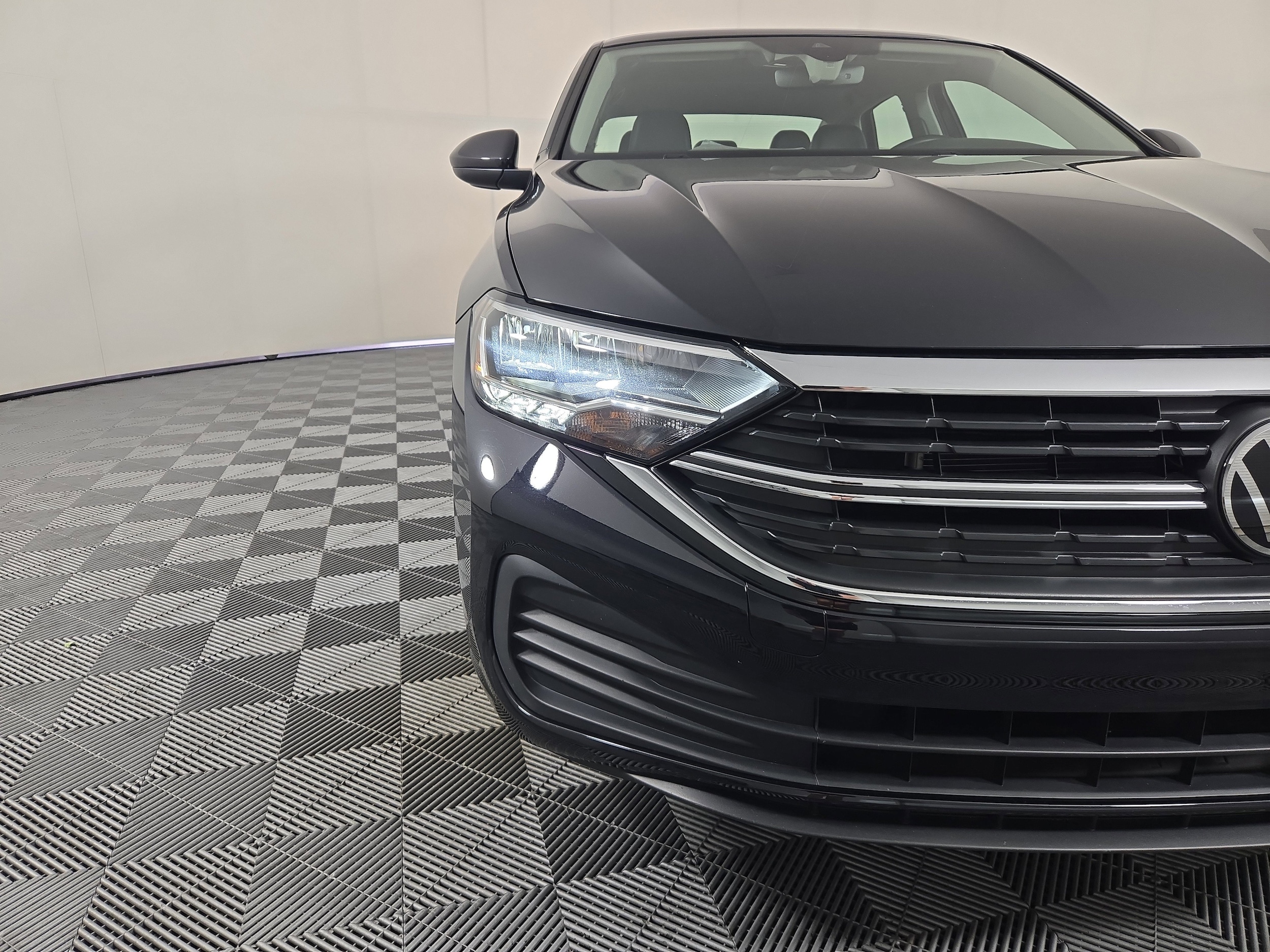 Used 2024 Volkswagen Jetta SE with VIN 3VW7M7BU5RM096128 for sale in Brentwood, TN