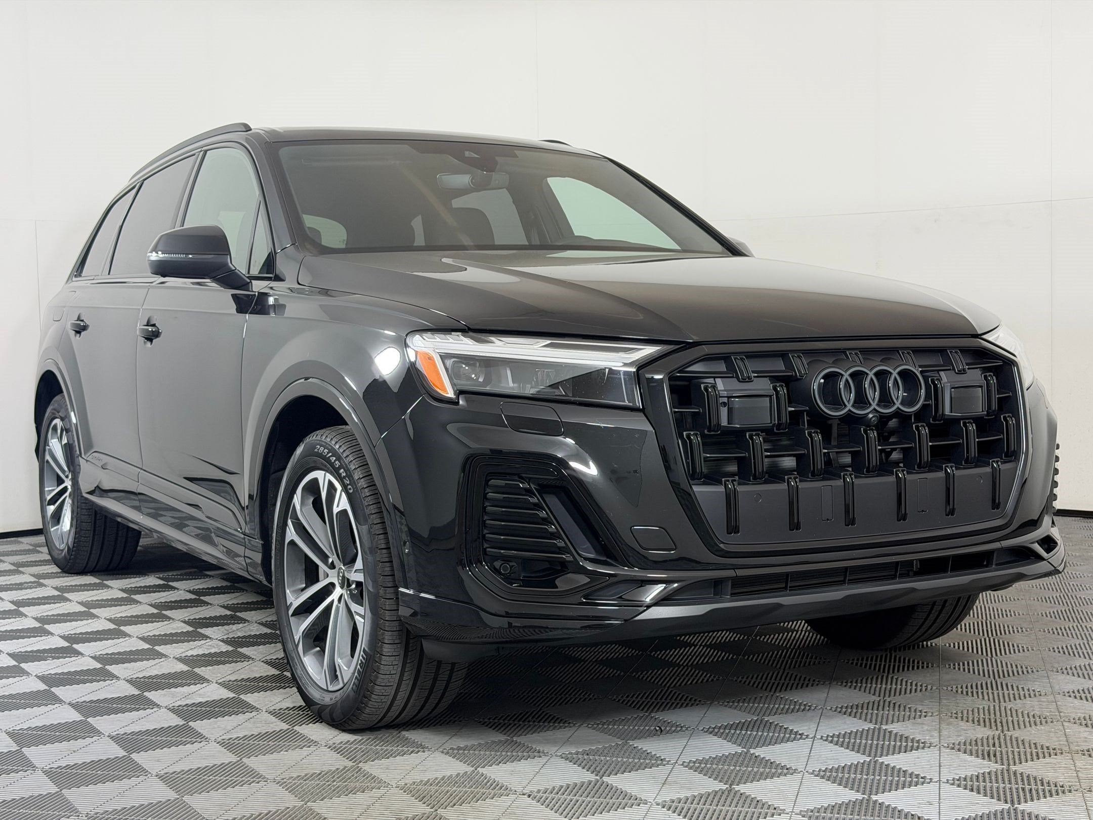 2026 Audi Q7 Premium Plus SUV