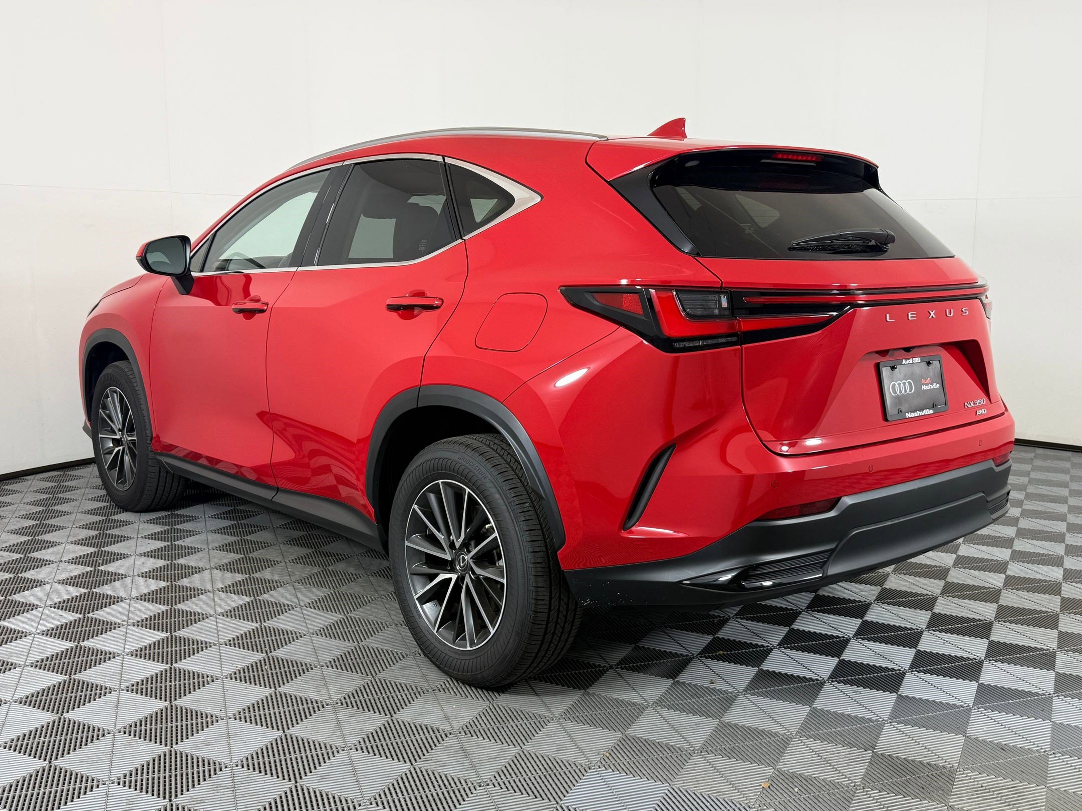 2022 Lexus NX 350 Premium photo 3