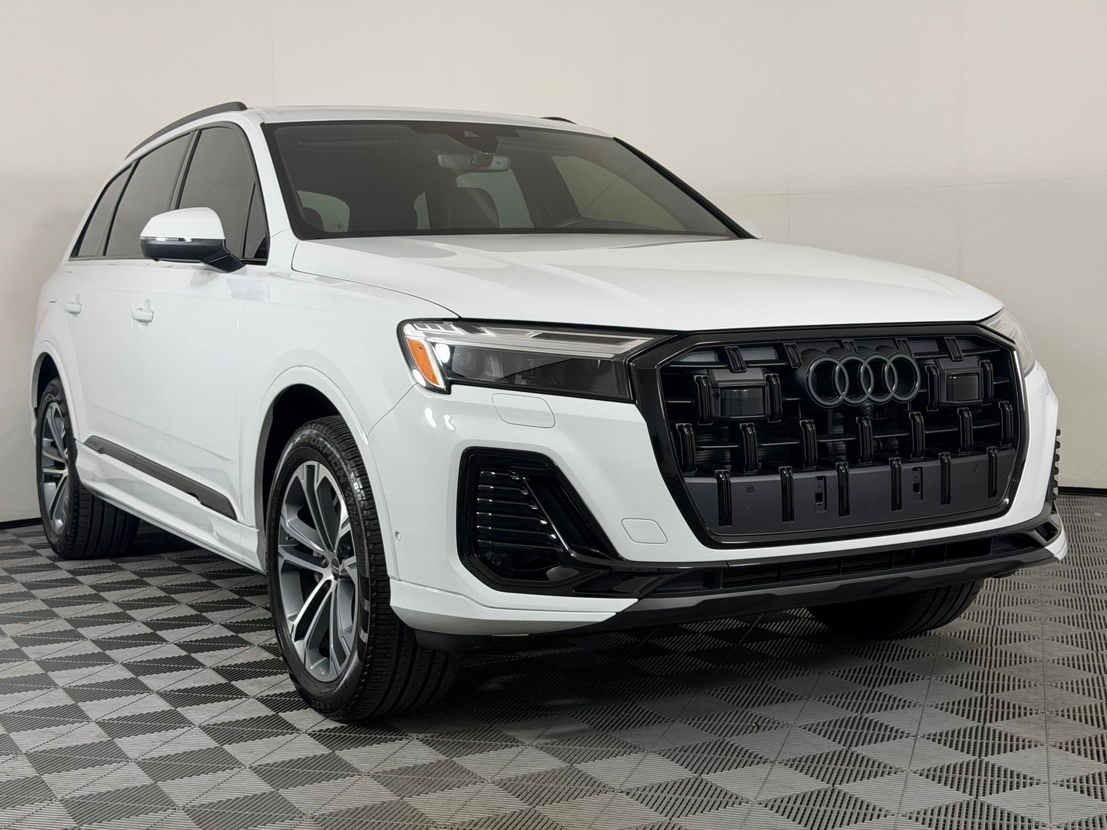 2026 Audi Q7 Premium SUV