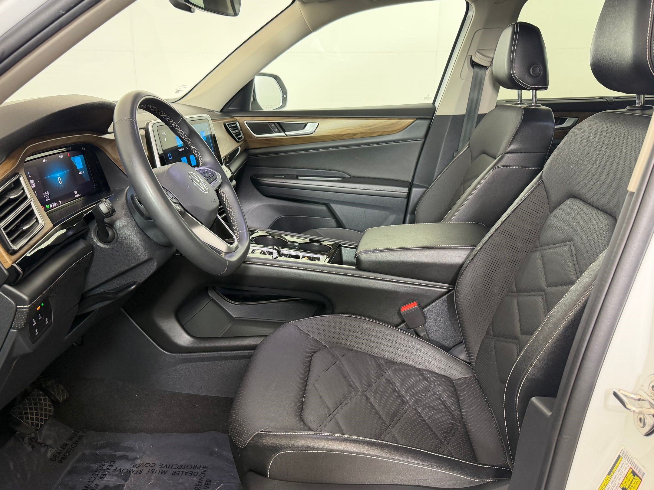 Atlas 2.0T SE W/Technology SUV