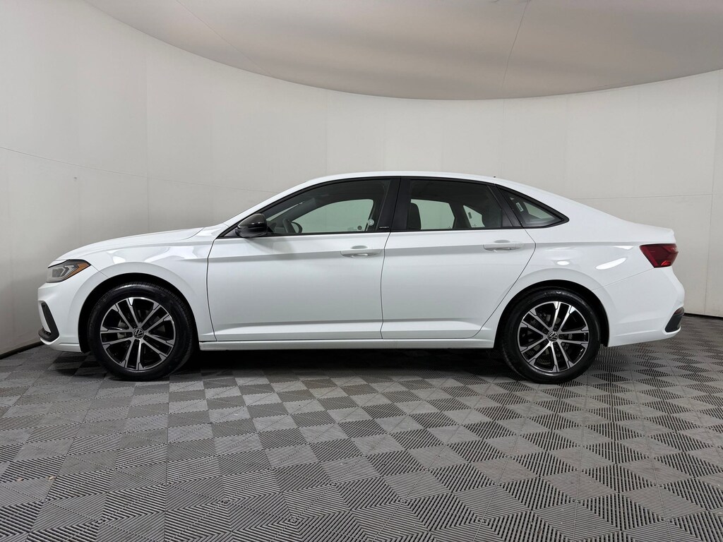 Used 2025 Volkswagen Jetta Sport Sedan