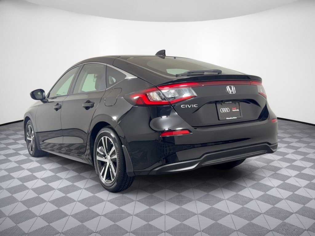 Used 2024 Honda Civic Hatchback LX Hatchback