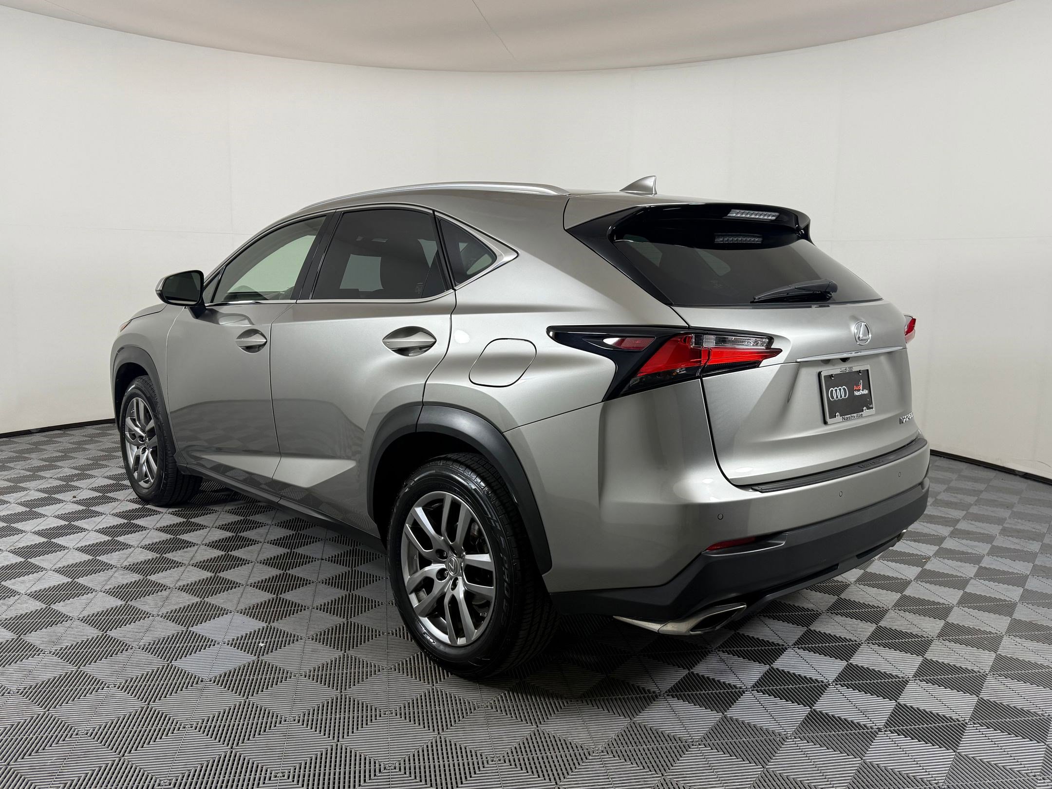 2015 Lexus NX 200t F SPORT photo 3