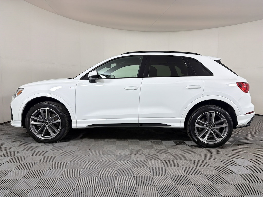 Certified 2025 Audi Q3 S line Premium SUV