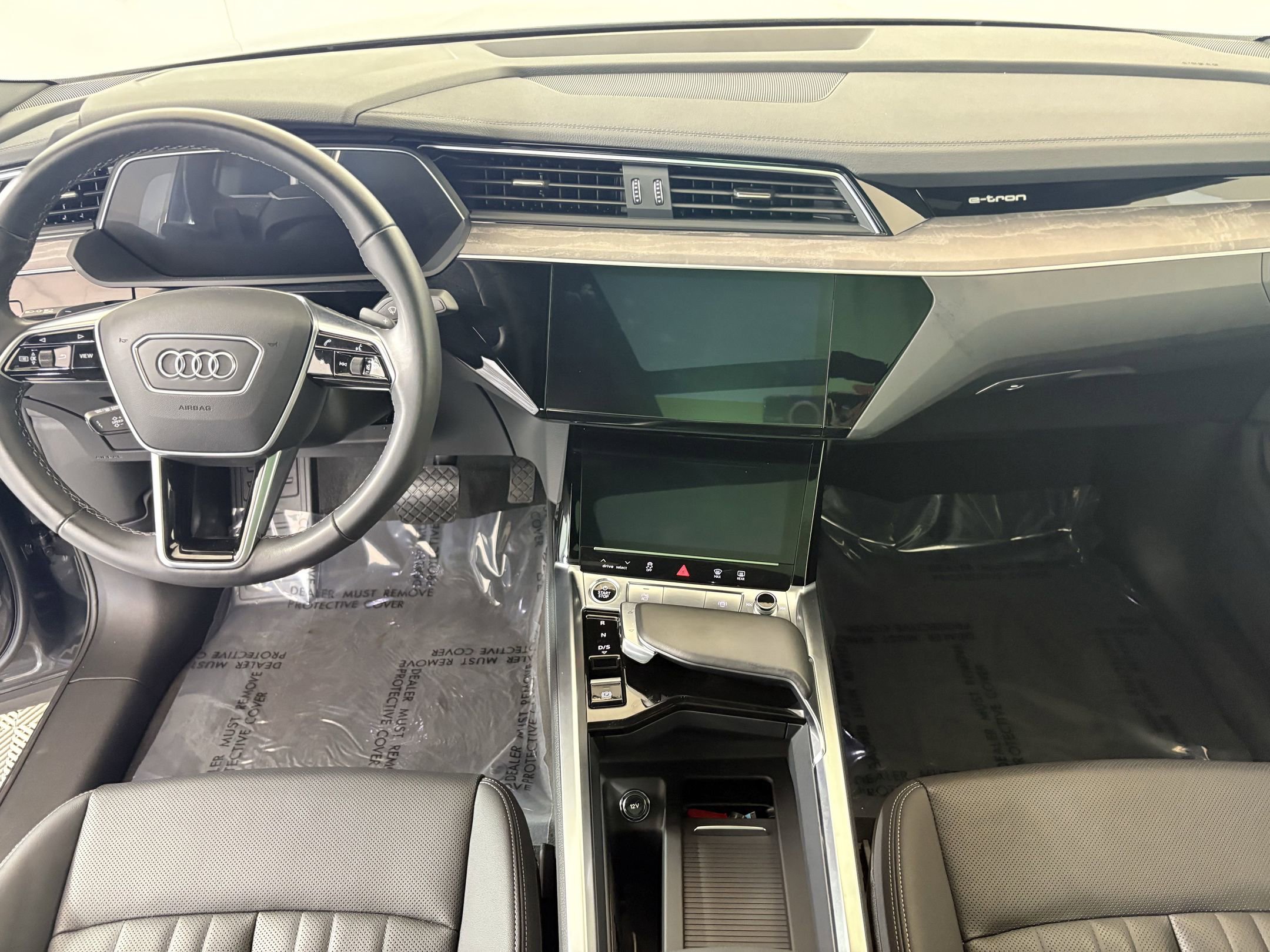 2024 Audi Q8 E-tron line Premium Plus photo 4
