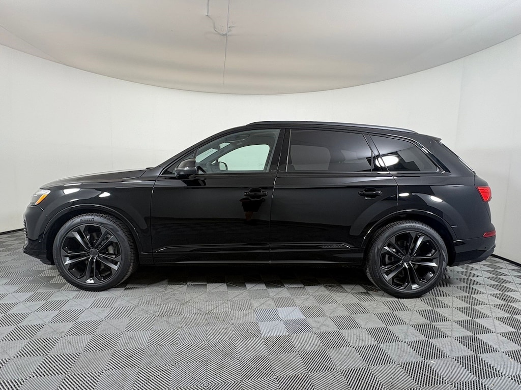 New 2026 Audi Q7 55 Premium Plus SUV