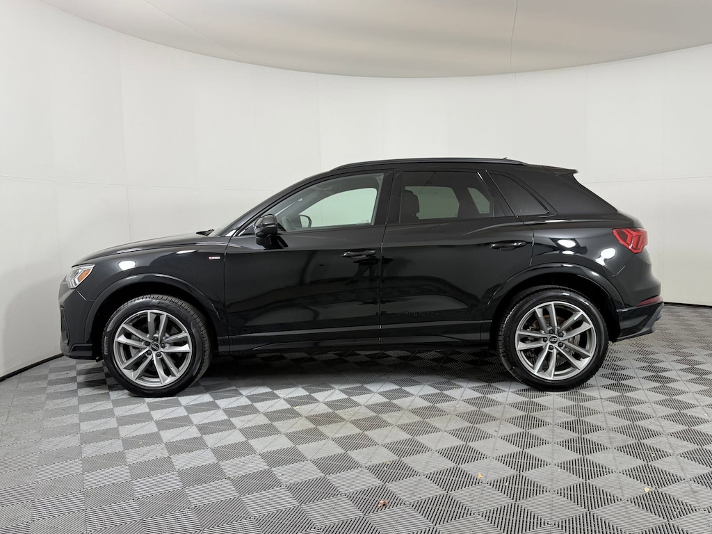 Certified 2025 Audi Q3 S line Premium SUV