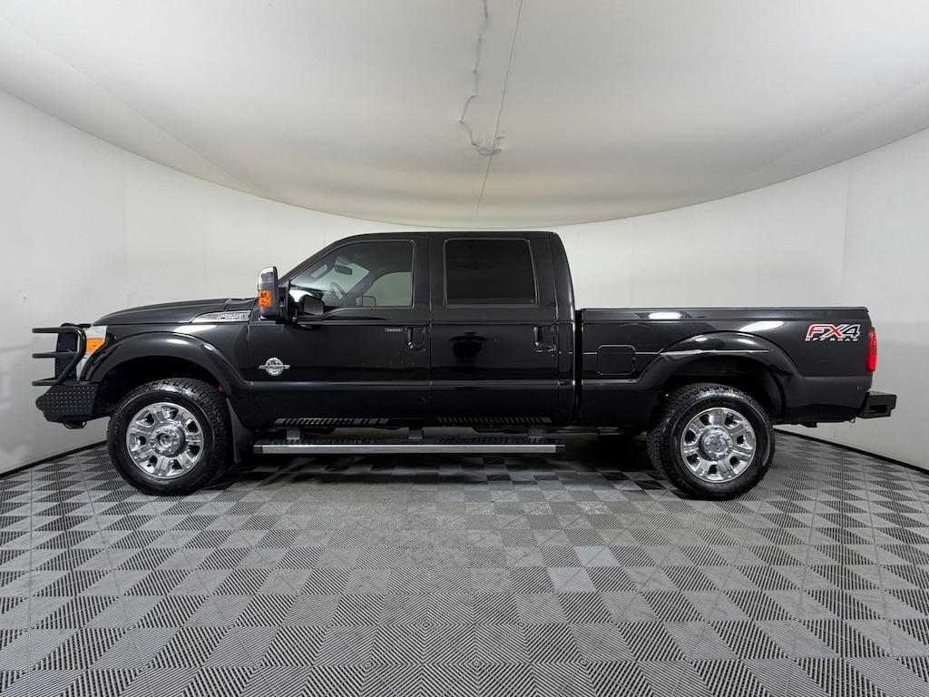 Used 2014 Ford Super Duty F-250 SRW Lariat Truck Crew Cab