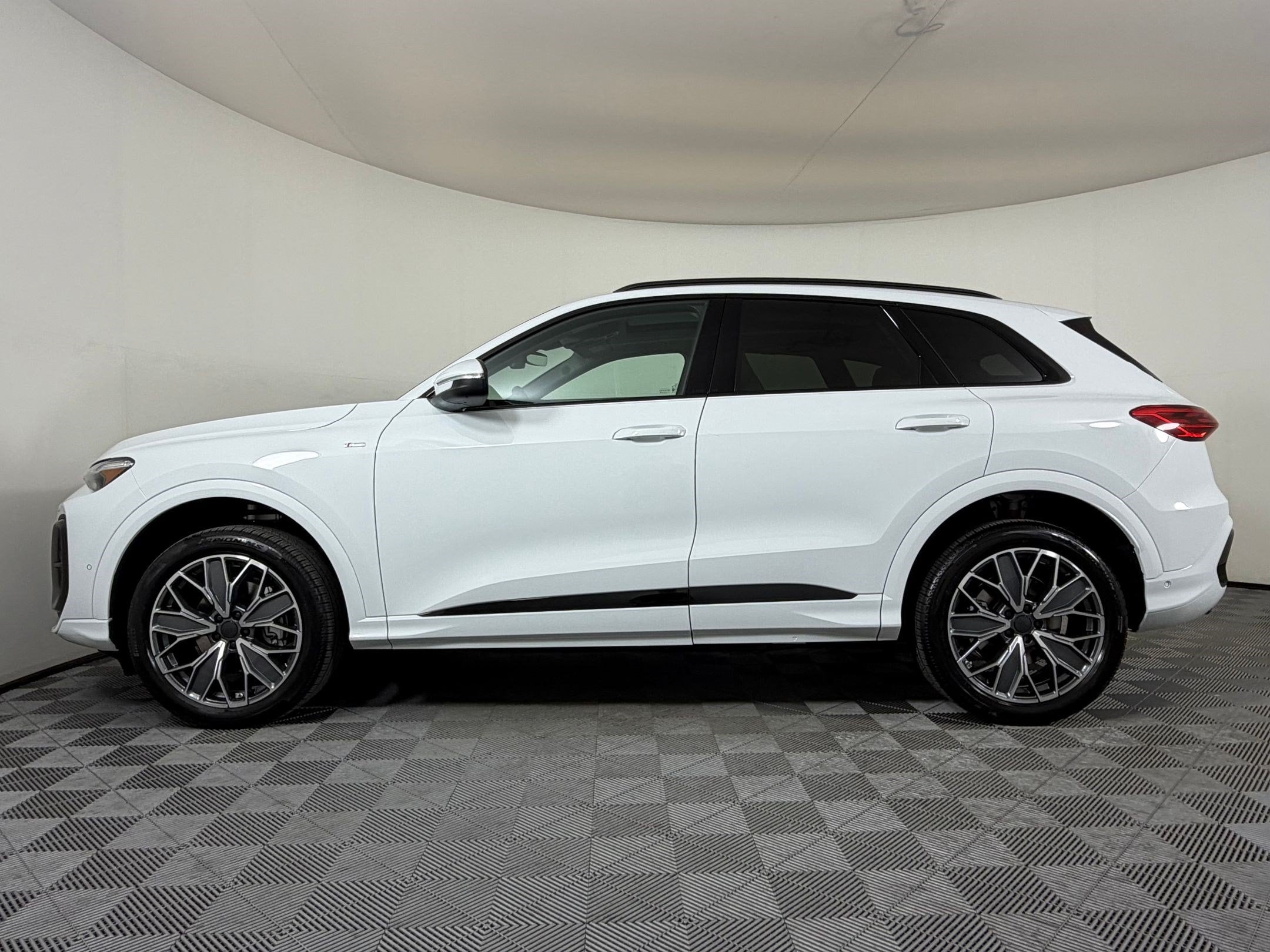 2026 Audi Q5 Premium Plus SUV