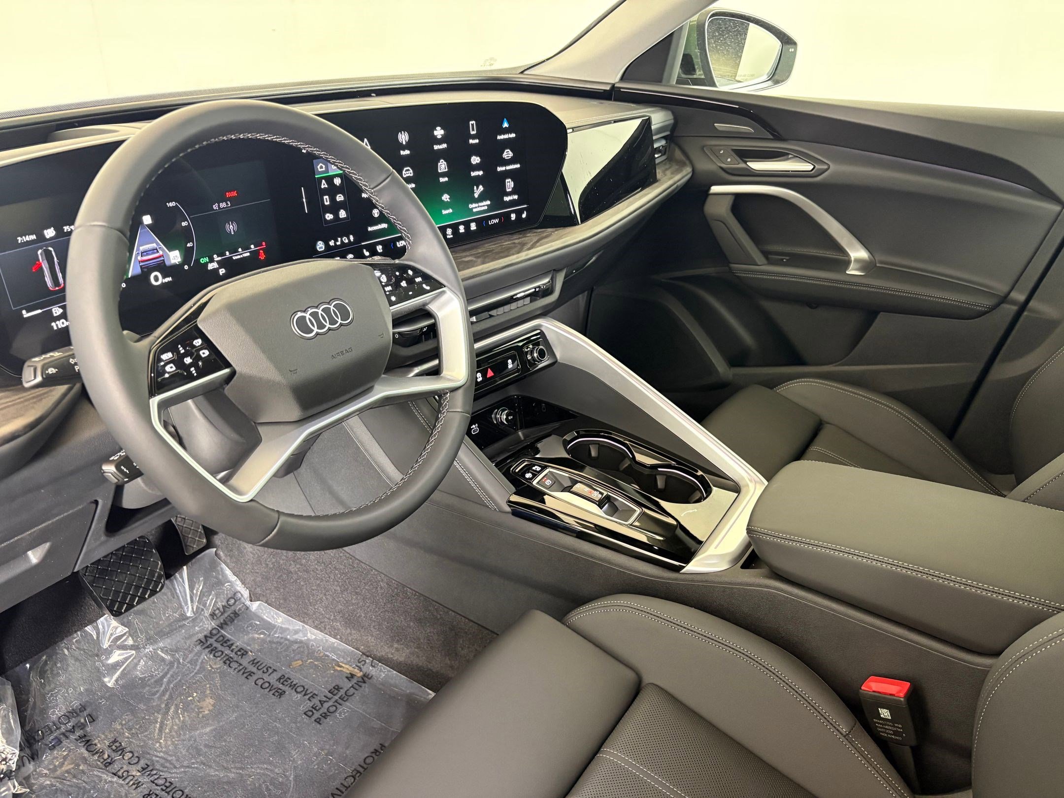2025 Audi Q5 2.0T Premium Plus photo 4